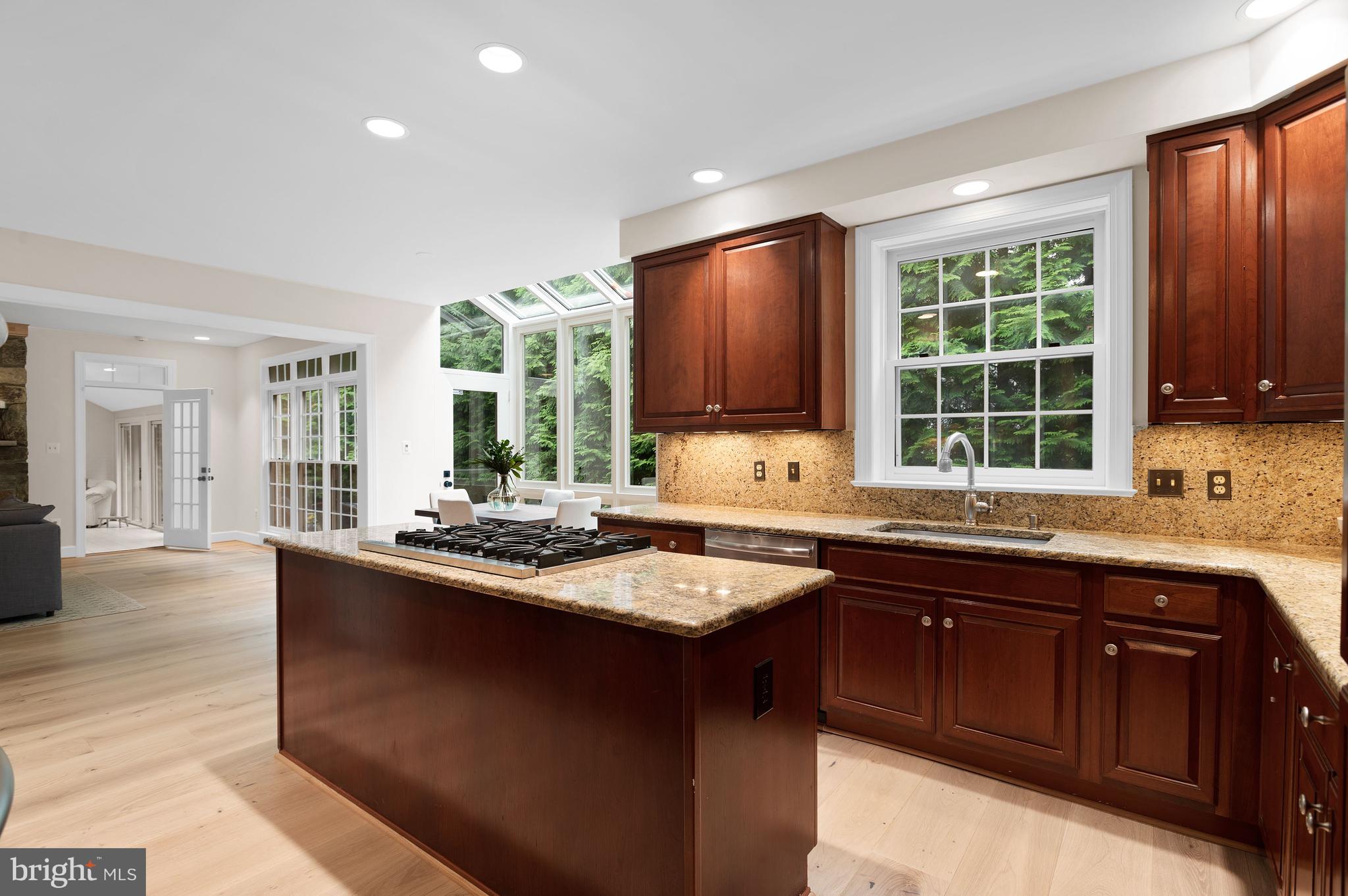 AVENEL - Residential