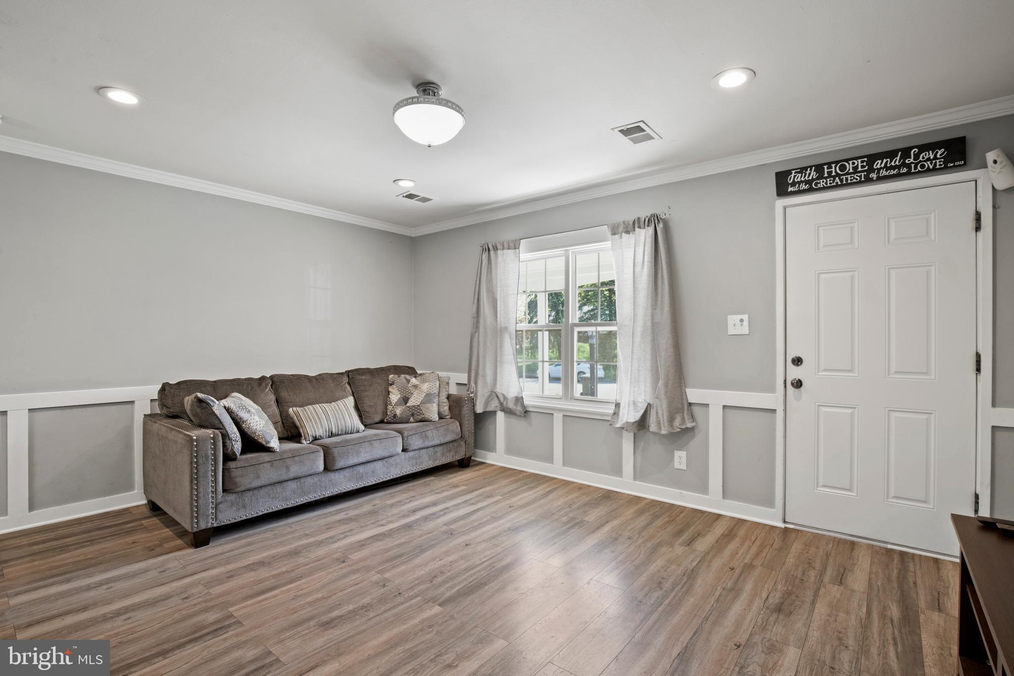 STERLING  PARK - Residential