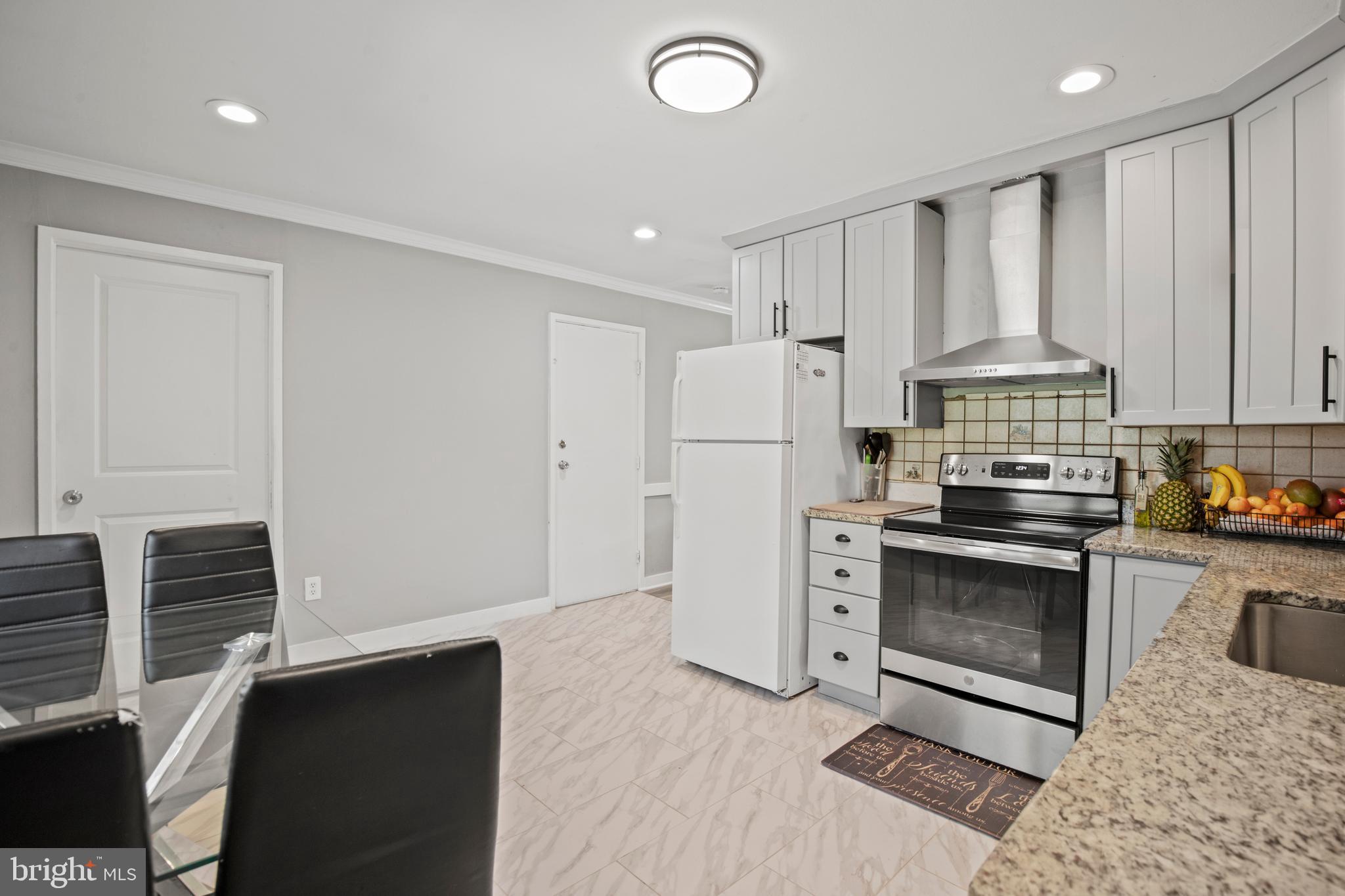 STERLING  PARK - Residential