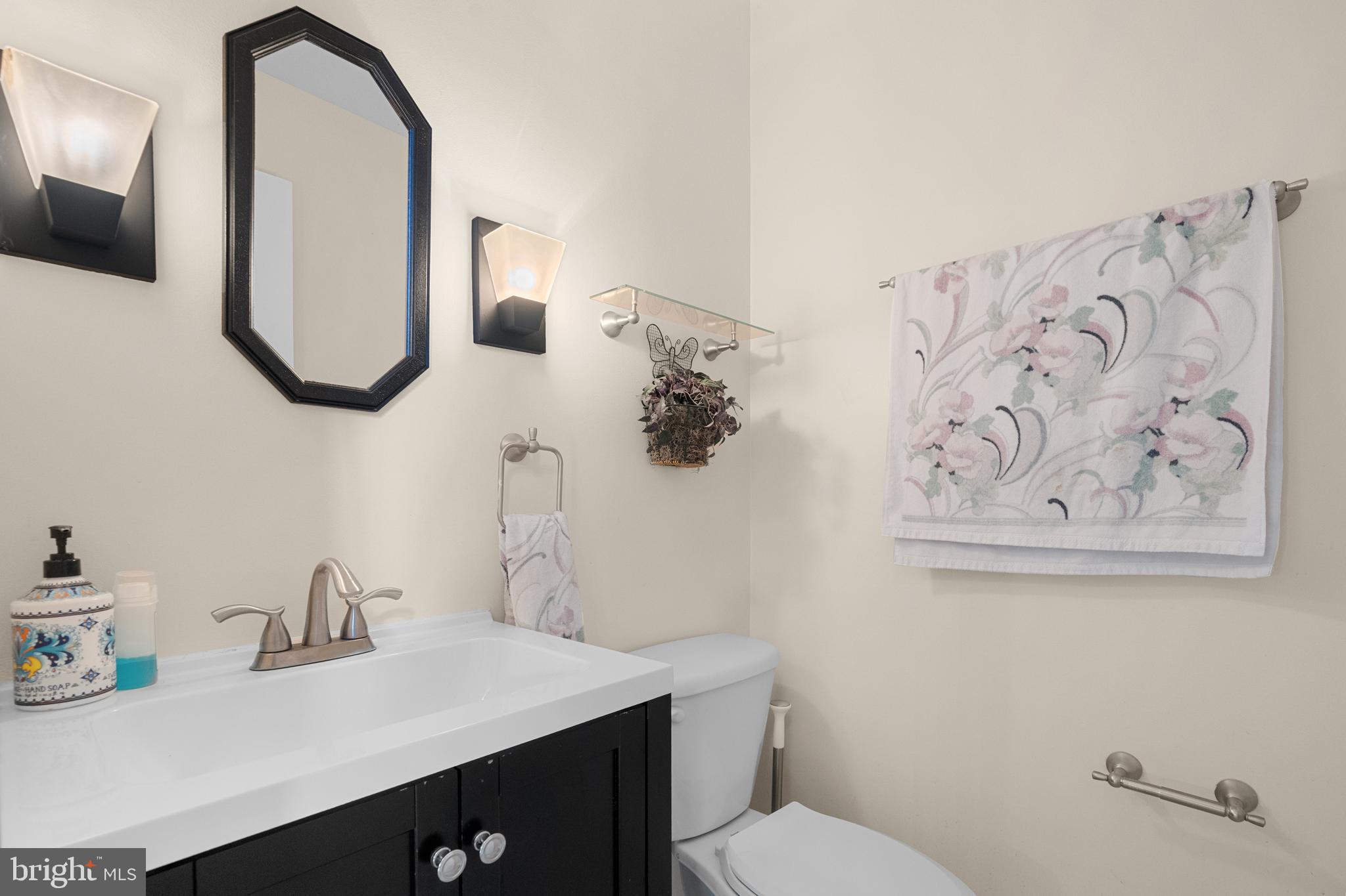 BLOOMS CROSSING - Residential