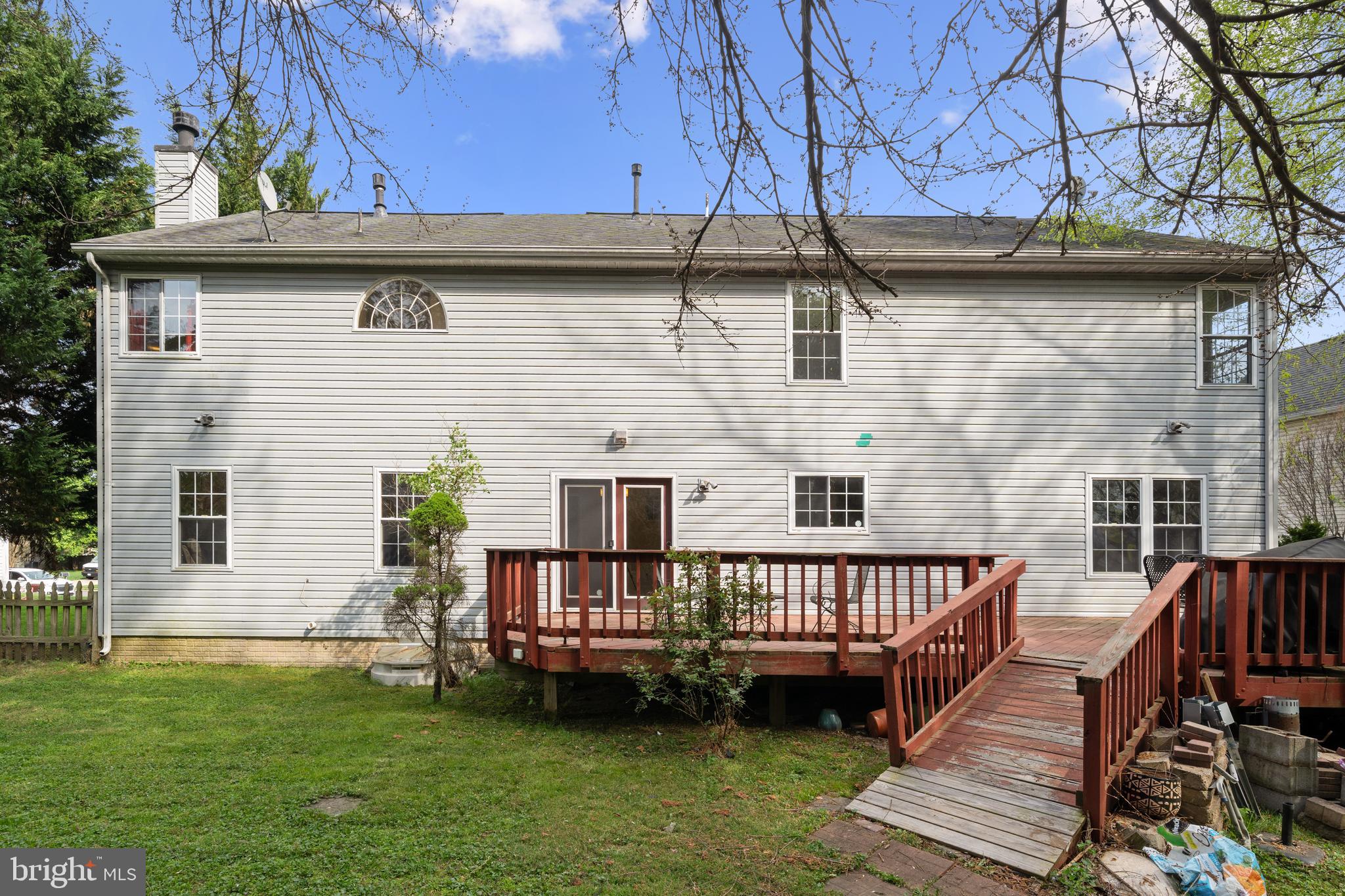 BLOOMS CROSSING - Residential