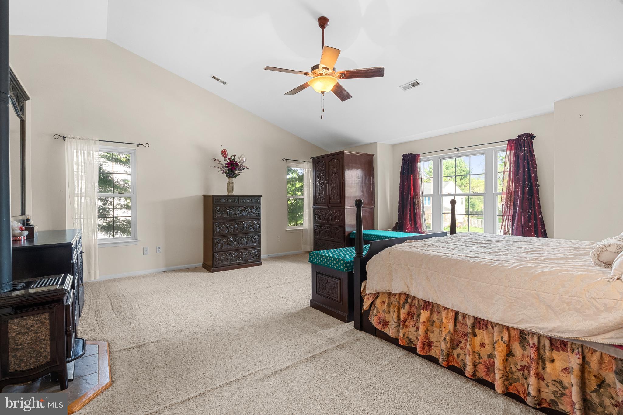 BLOOMS CROSSING - Residential