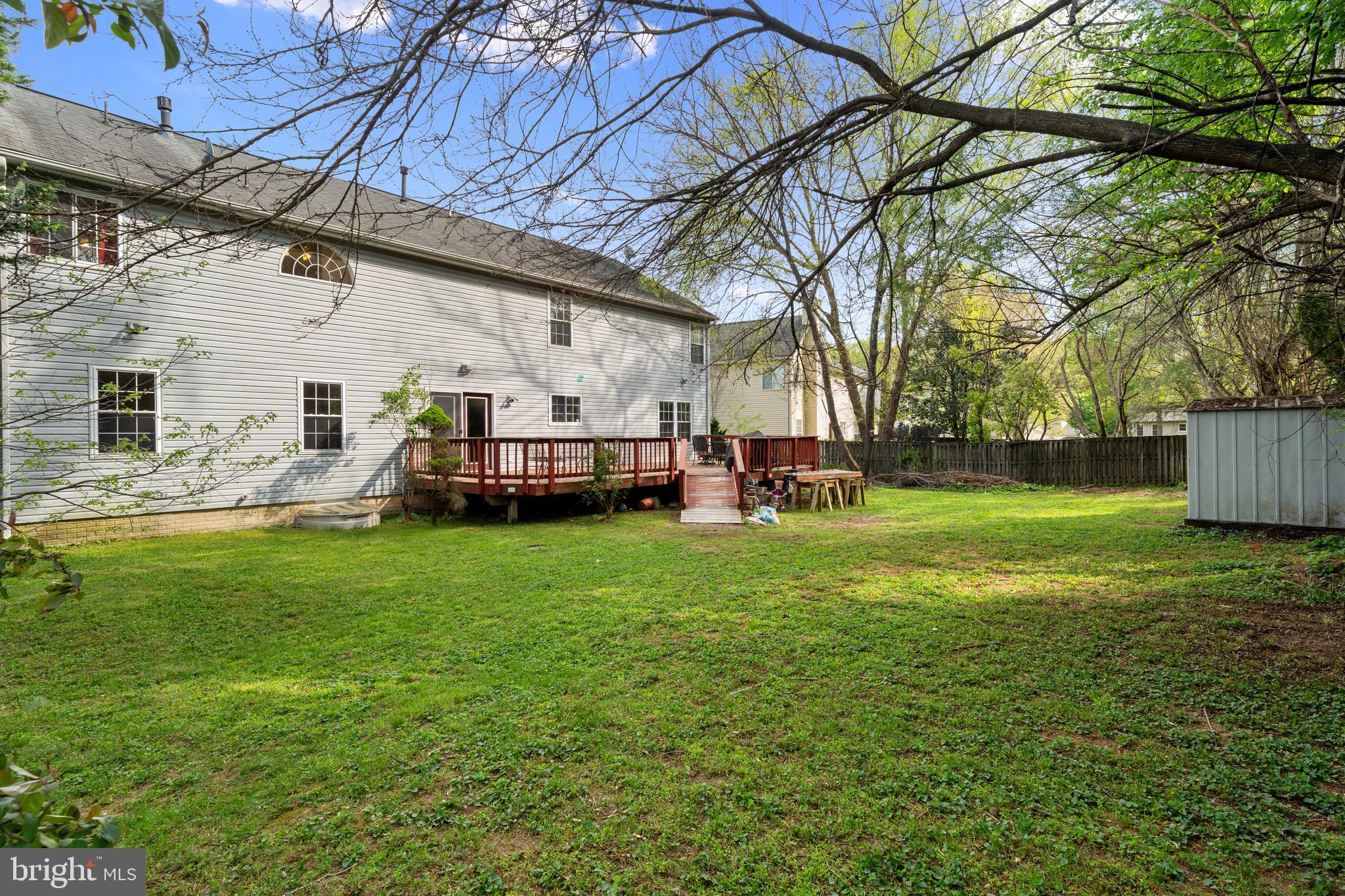 BLOOMS CROSSING - Residential