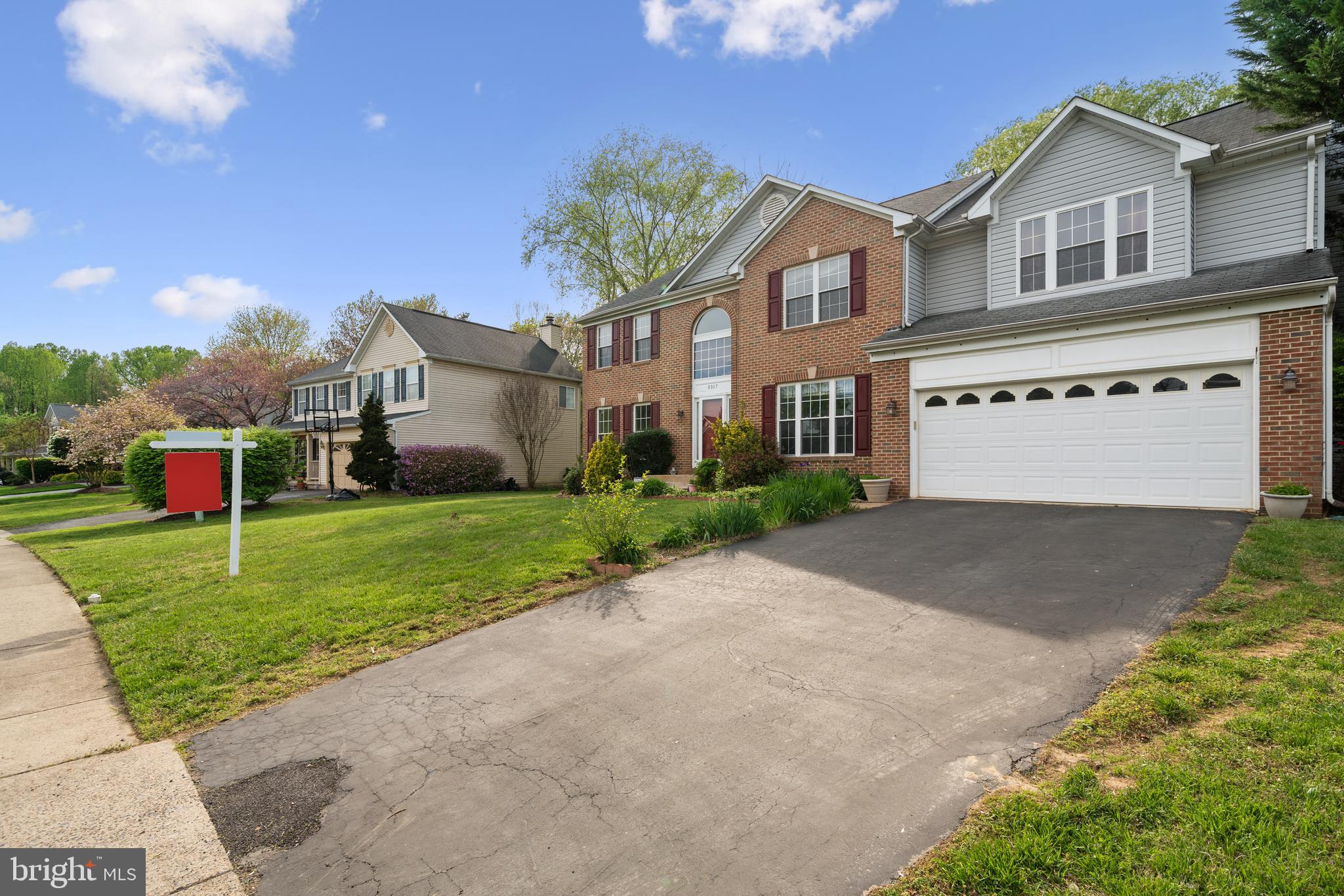 BLOOMS CROSSING - Residential