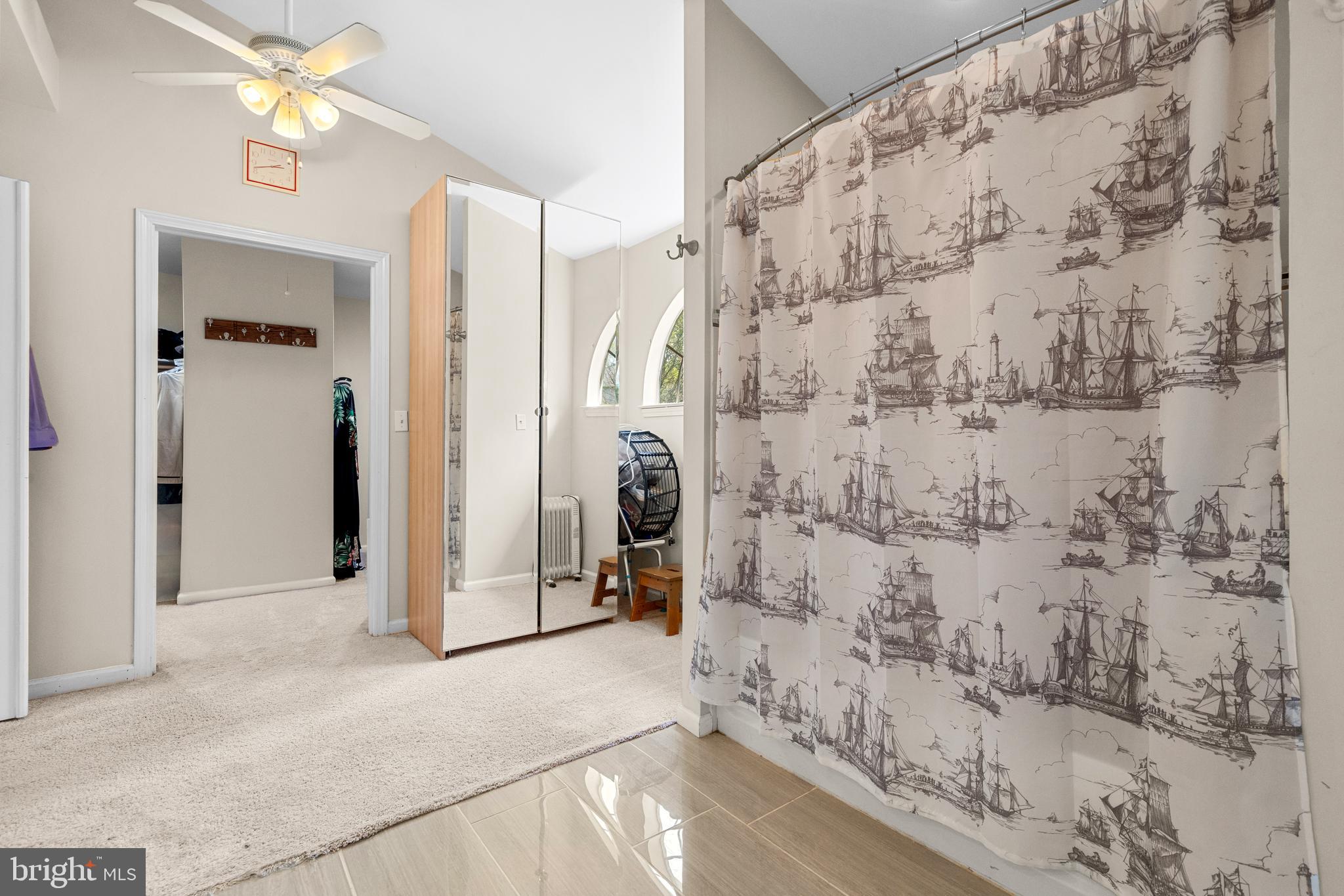 BLOOMS CROSSING - Residential