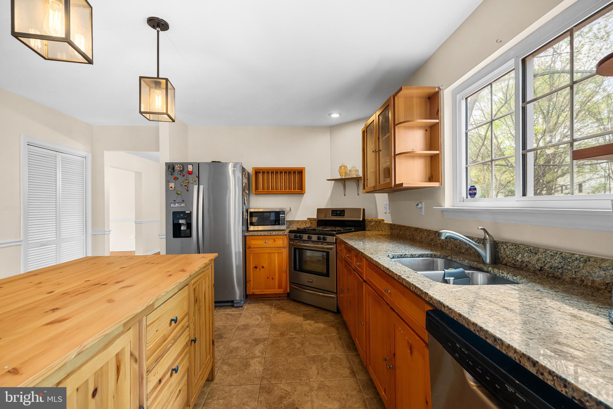 BLOOMS CROSSING - Residential