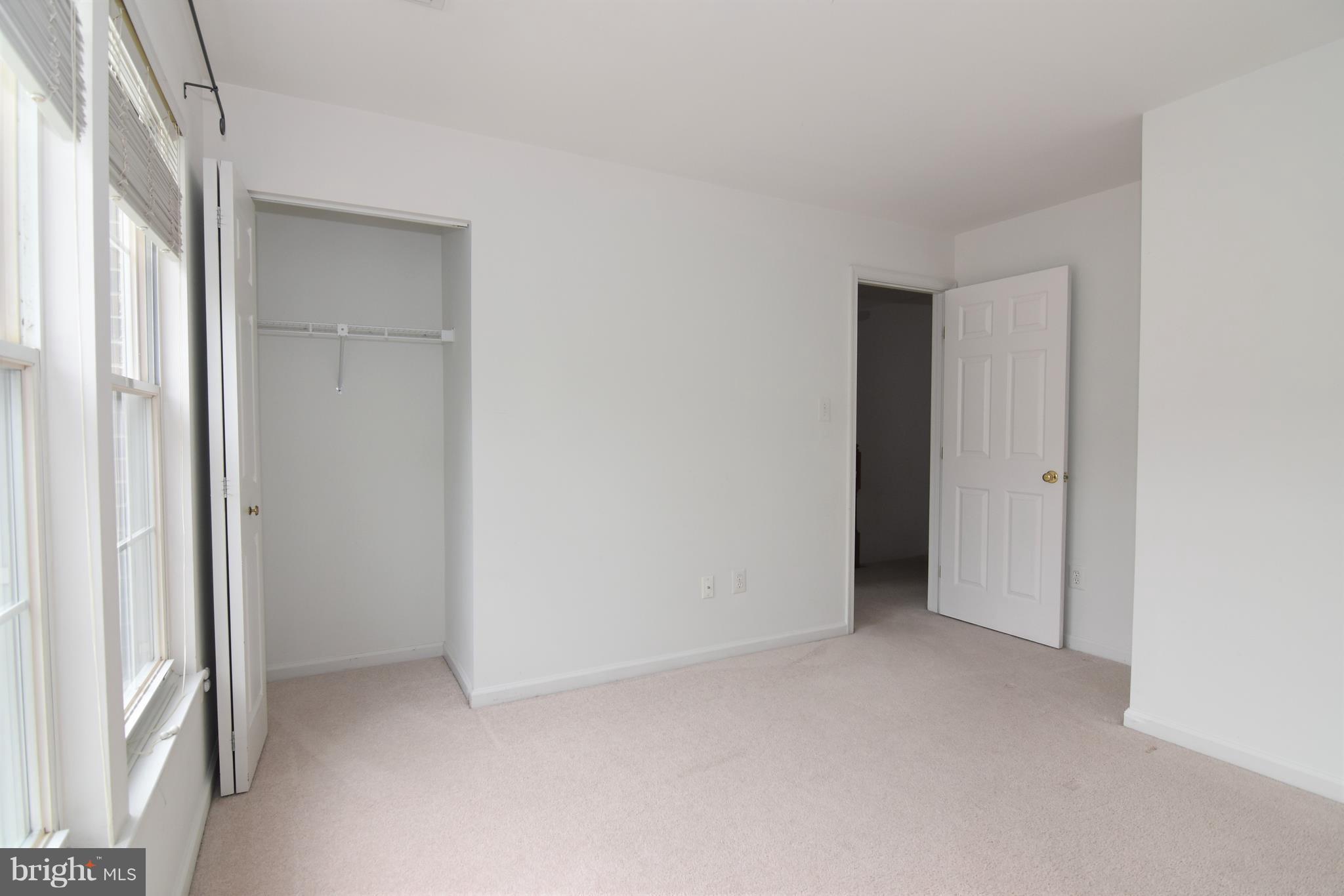 KINGSTOWNE - Residential Lease