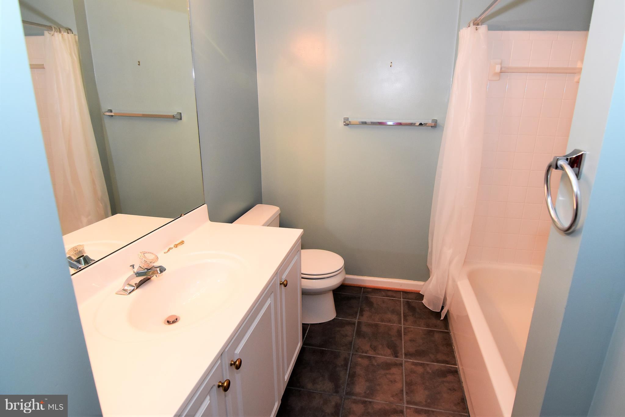 KINGSTOWNE - Residential Lease