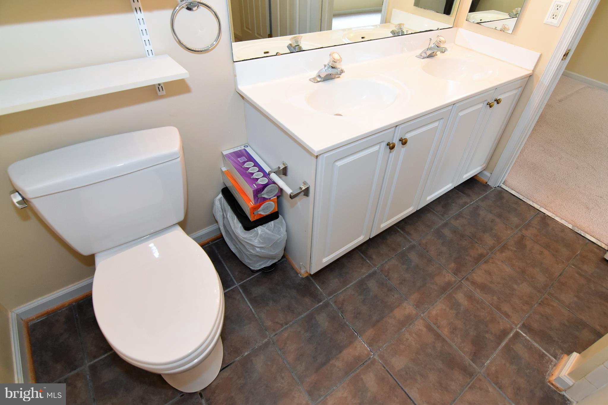 KINGSTOWNE - Residential Lease