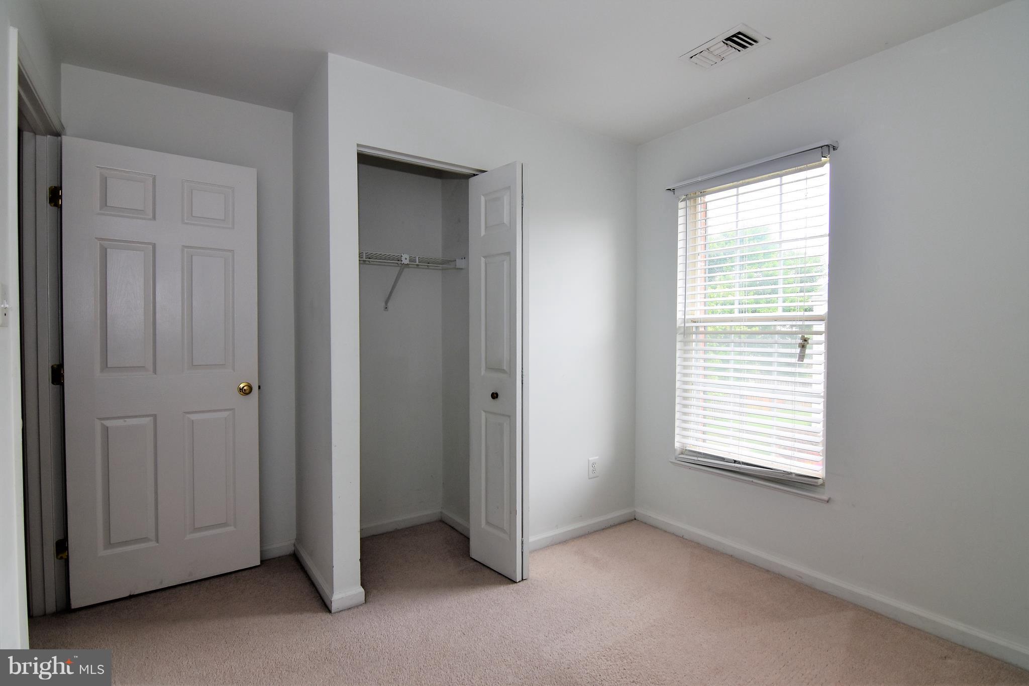 KINGSTOWNE - Residential Lease