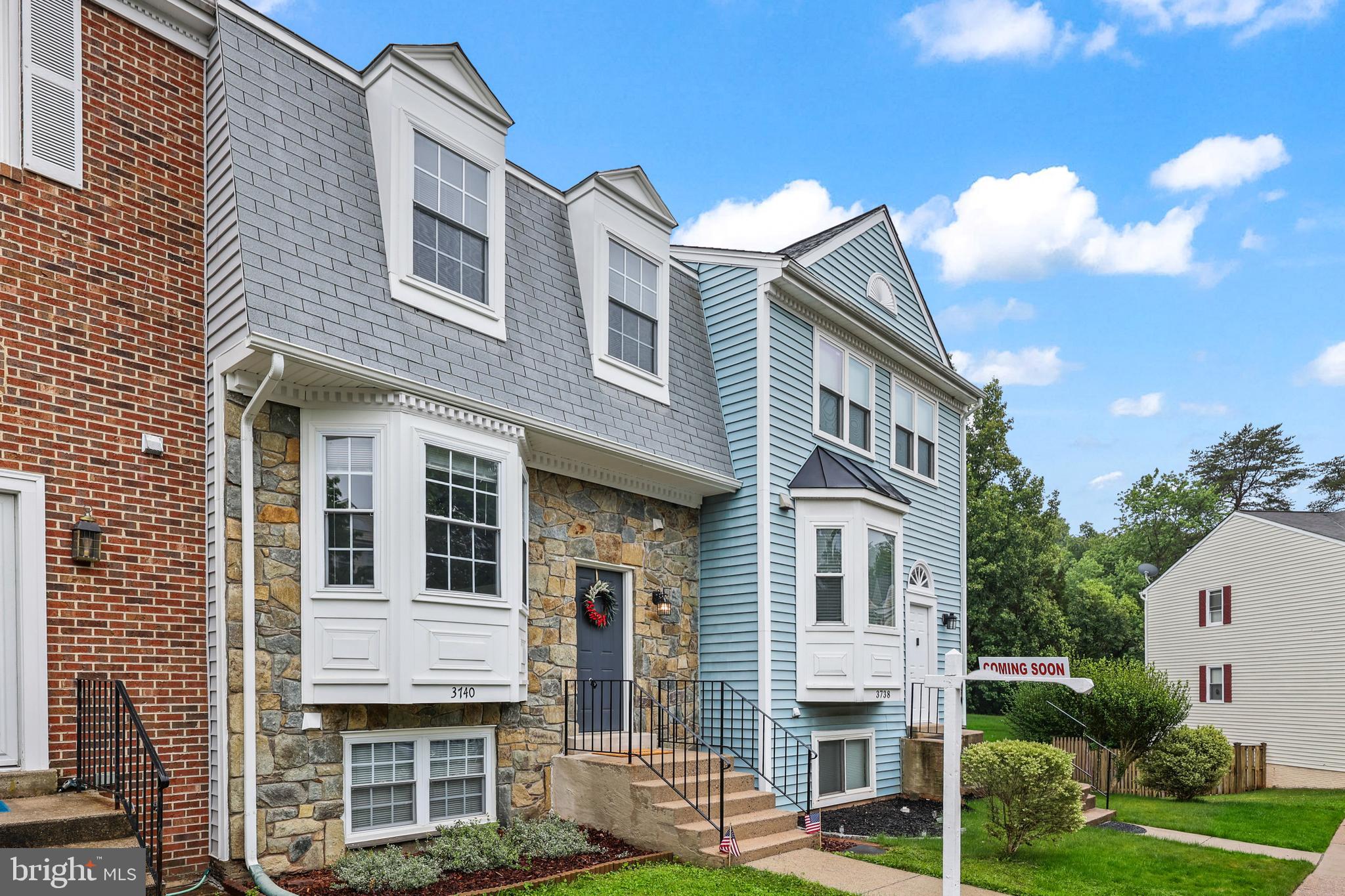3740 BROOMSEDGE COURT
