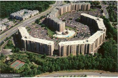 ROTONDA - Residential Lease