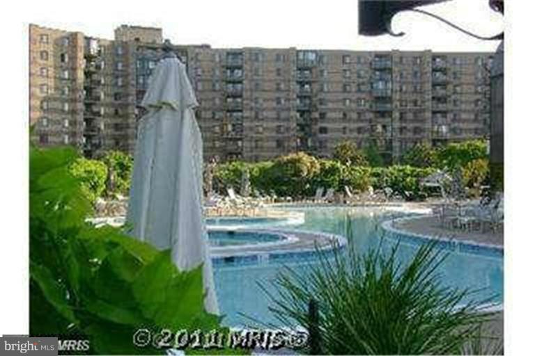 ROTONDA - Residential Lease