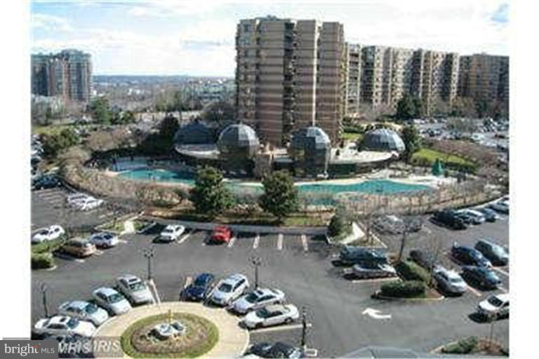 ROTONDA - Residential Lease