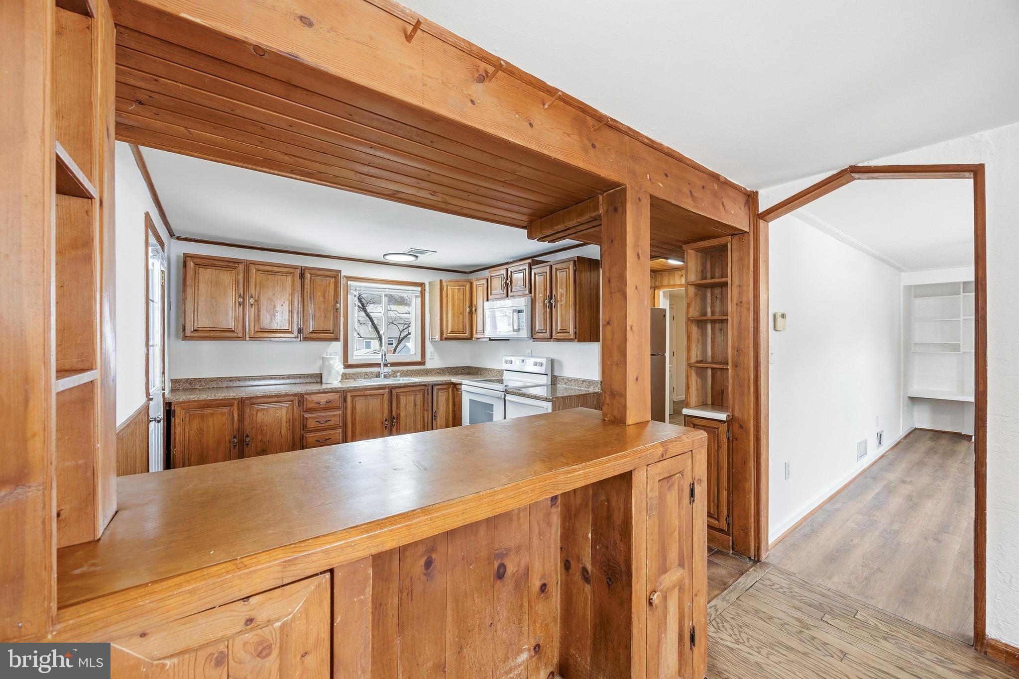 MAPLE RIDGE - Residential