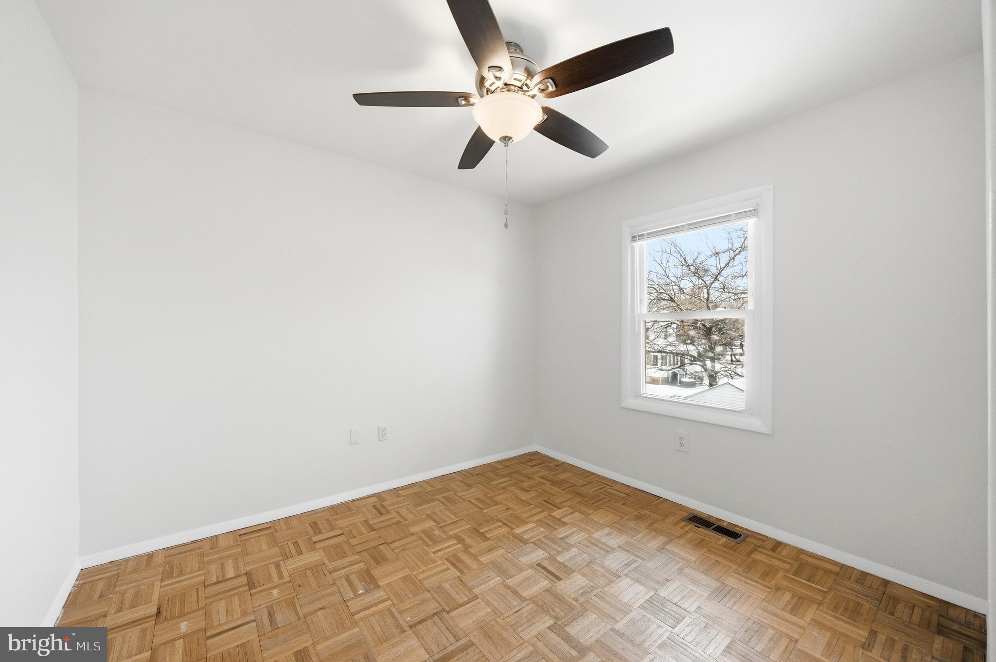 MAPLE RIDGE - Residential