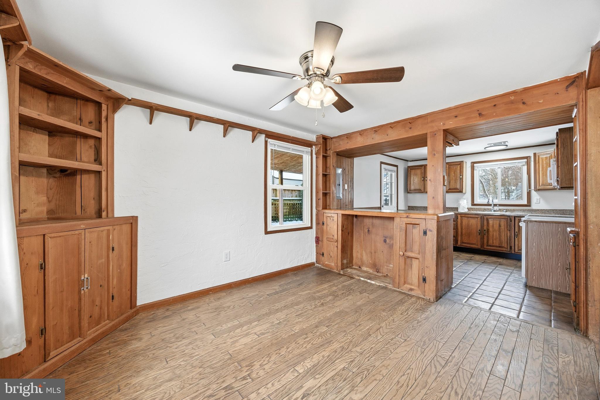 MAPLE RIDGE - Residential