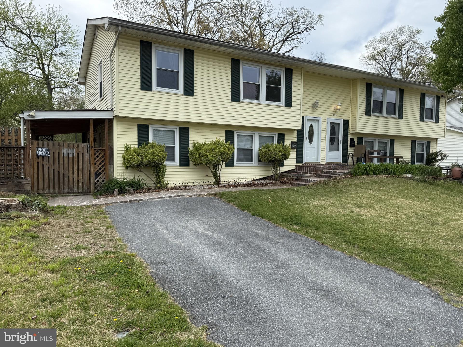 MAPLE RIDGE - Residential