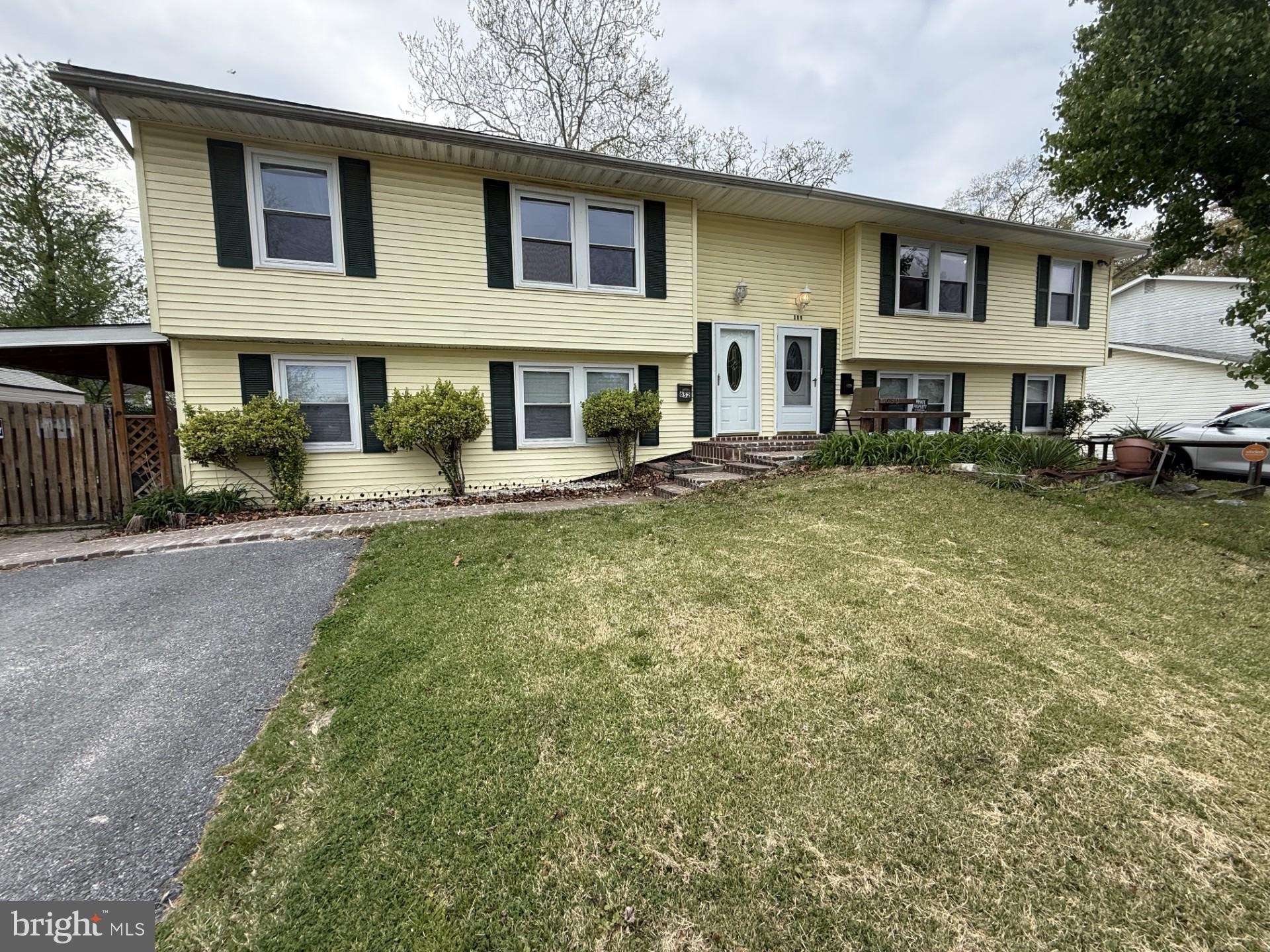 MAPLE RIDGE - Residential