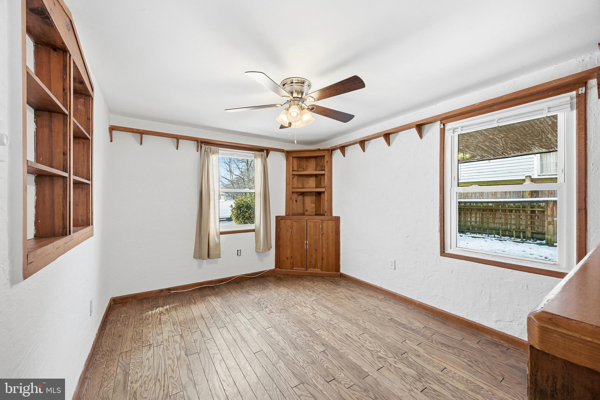 MAPLE RIDGE - Residential