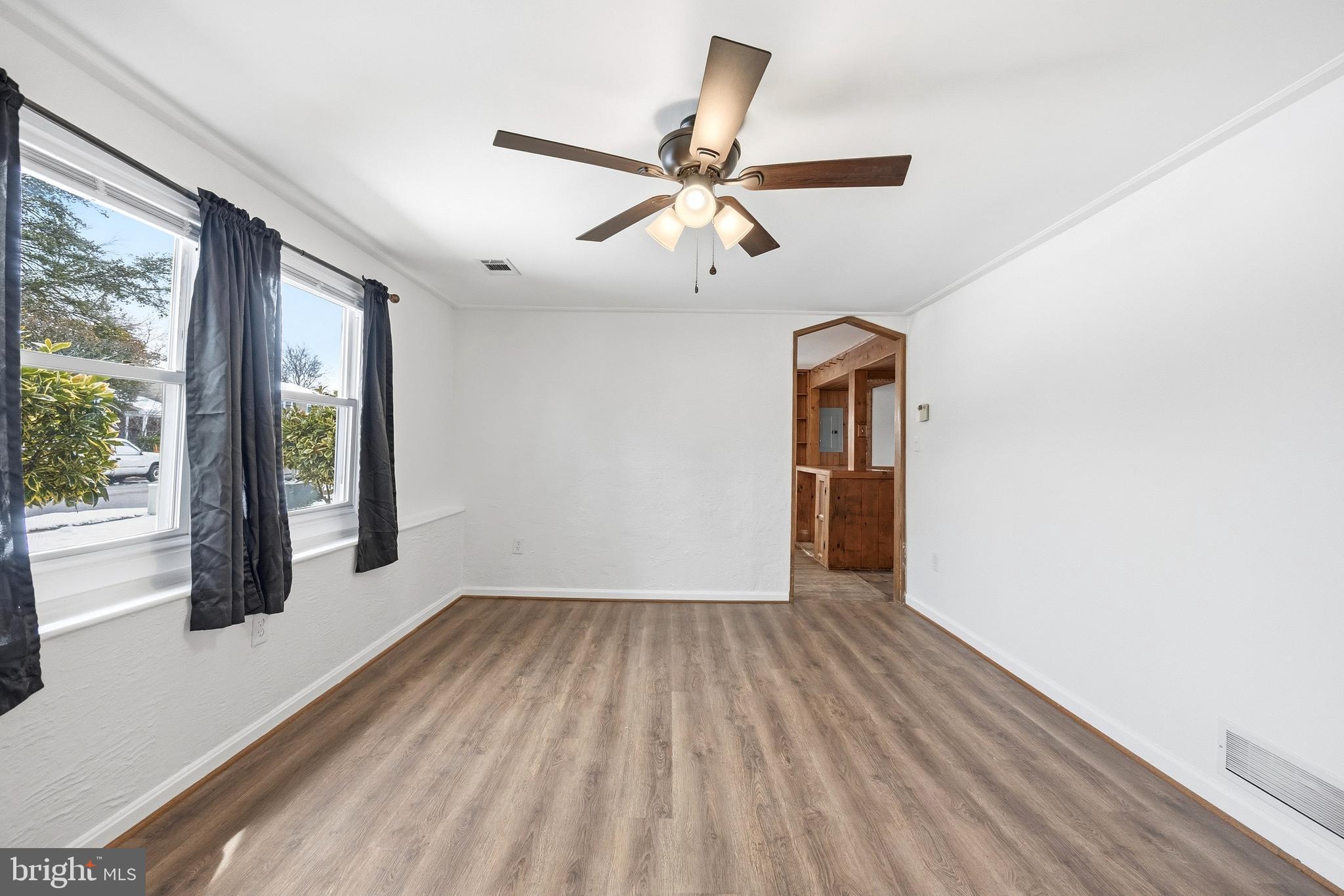 MAPLE RIDGE - Residential