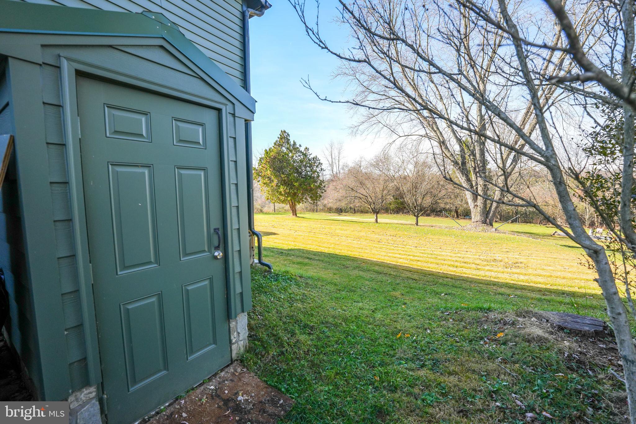 TAYLORSTOWN - Residential