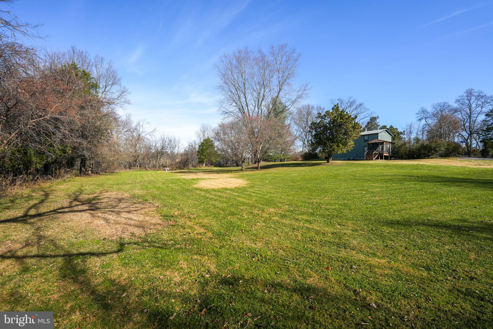 TAYLORSTOWN - Residential