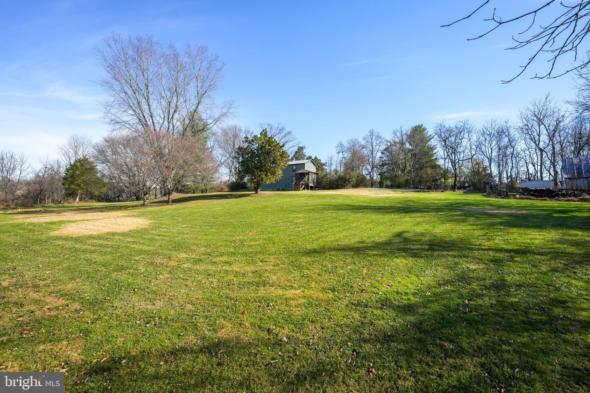 TAYLORSTOWN - Residential