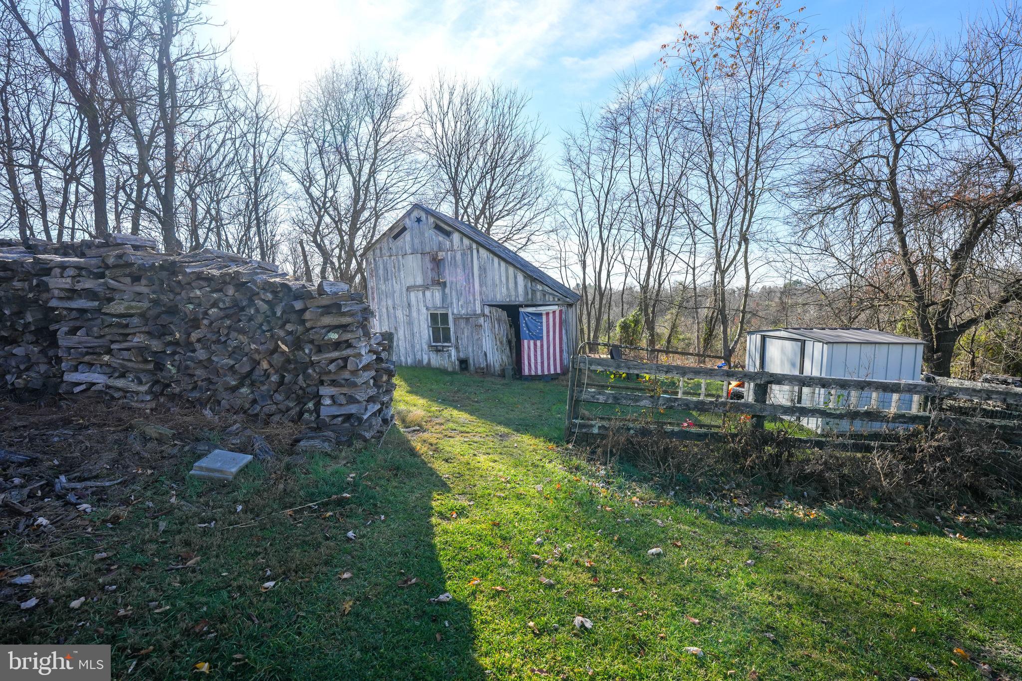 TAYLORSTOWN - Residential