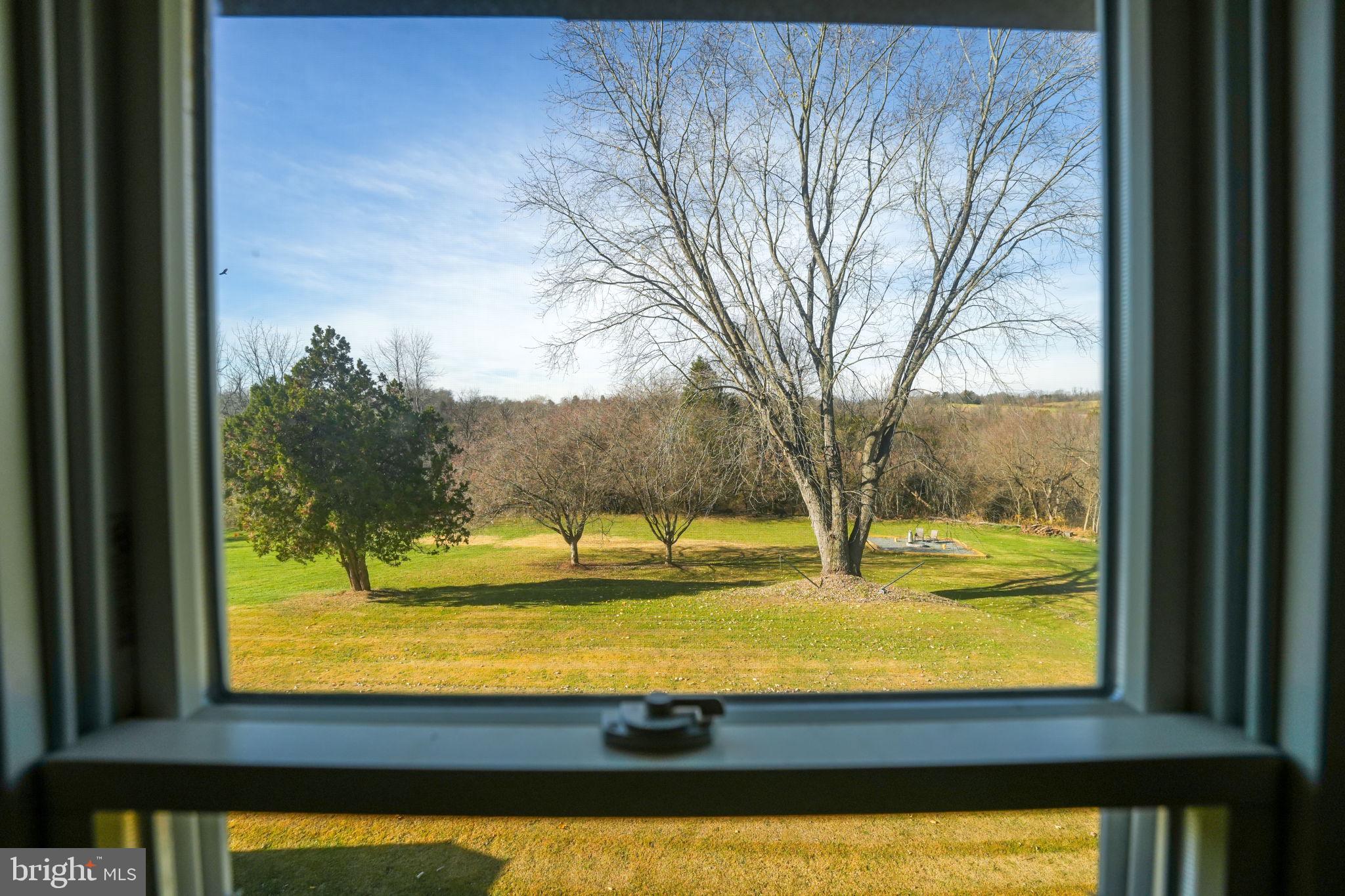 TAYLORSTOWN - Residential