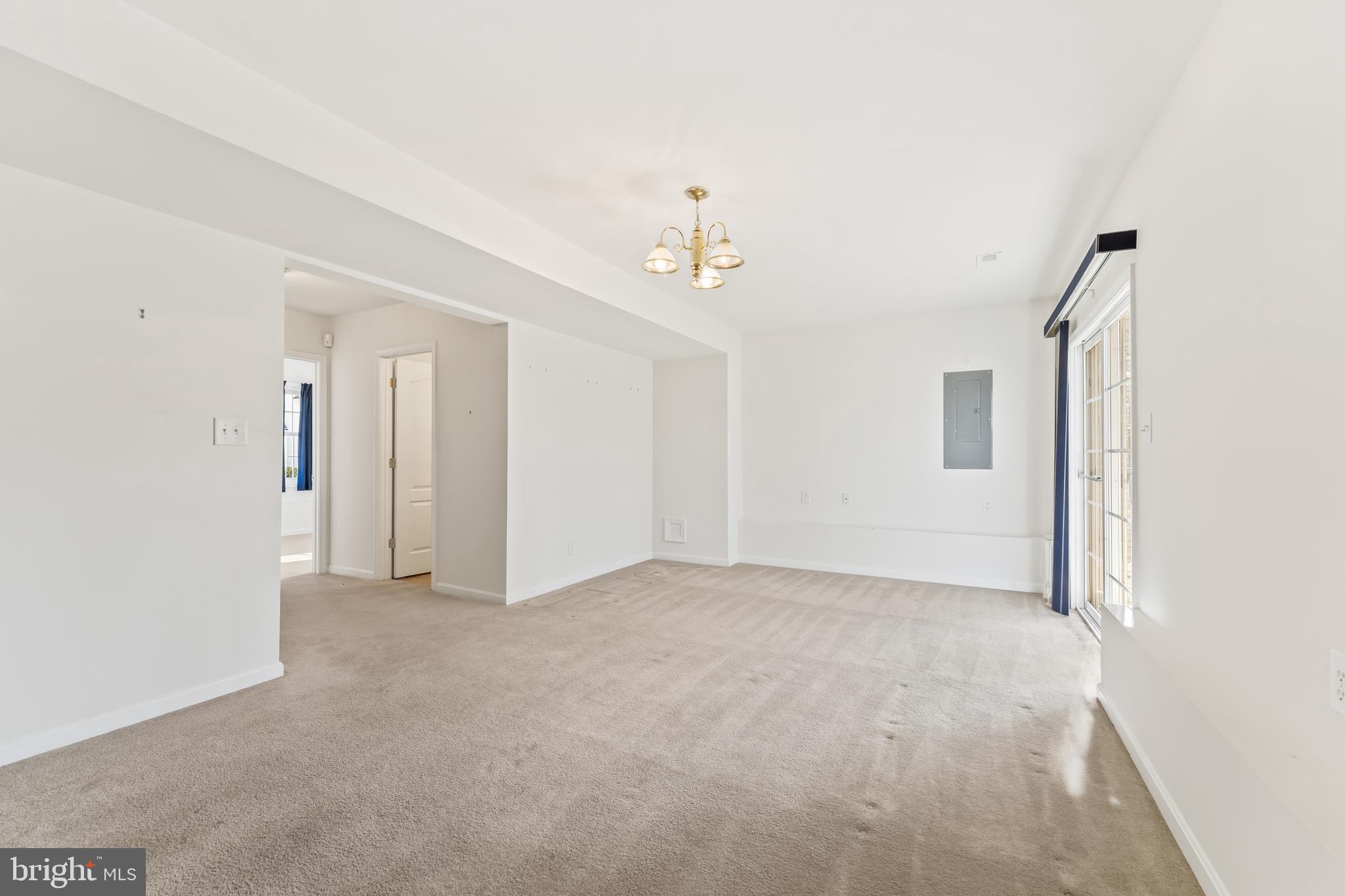 WENDOVER SQUARE - Residential