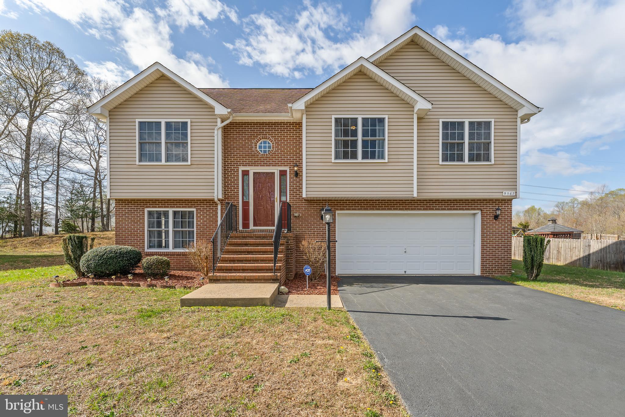 WENDOVER SQUARE - Residential