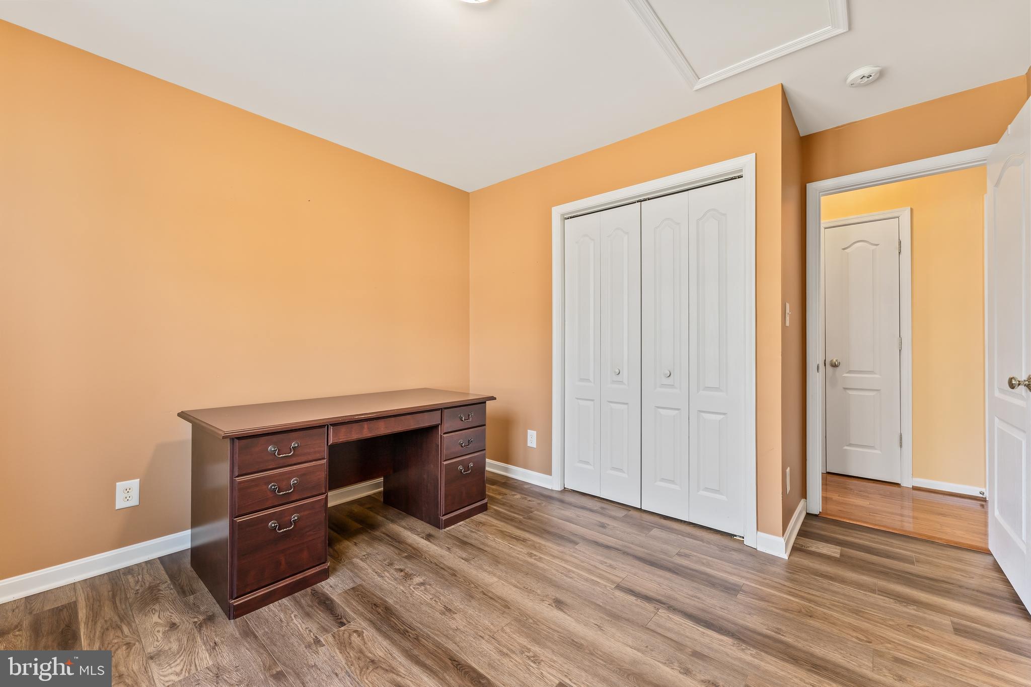 WENDOVER SQUARE - Residential