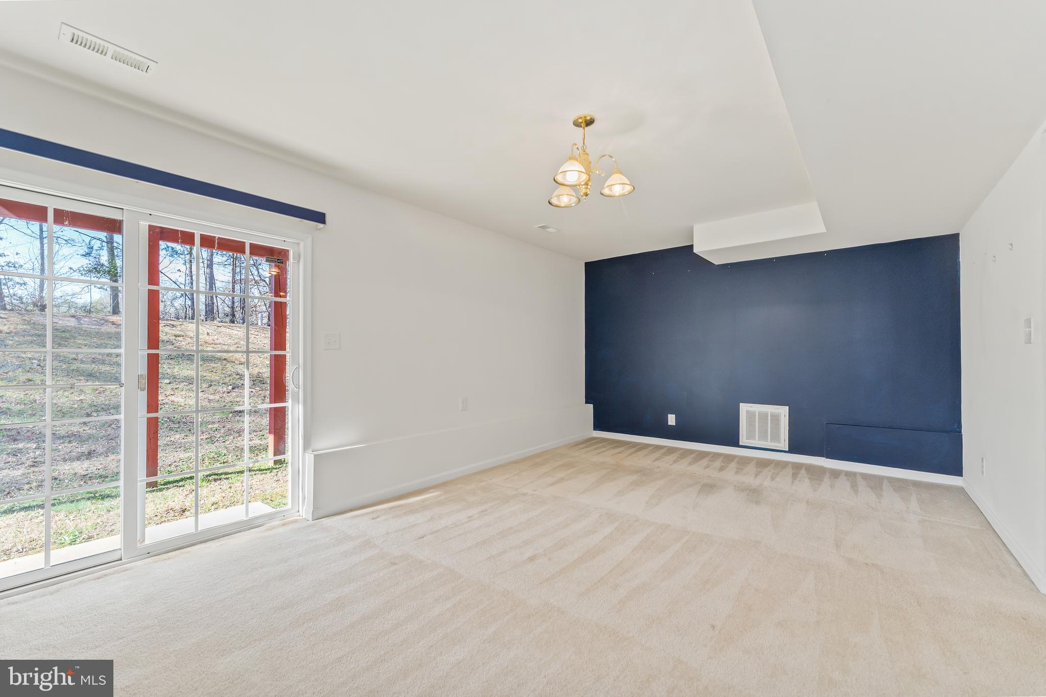 WENDOVER SQUARE - Residential