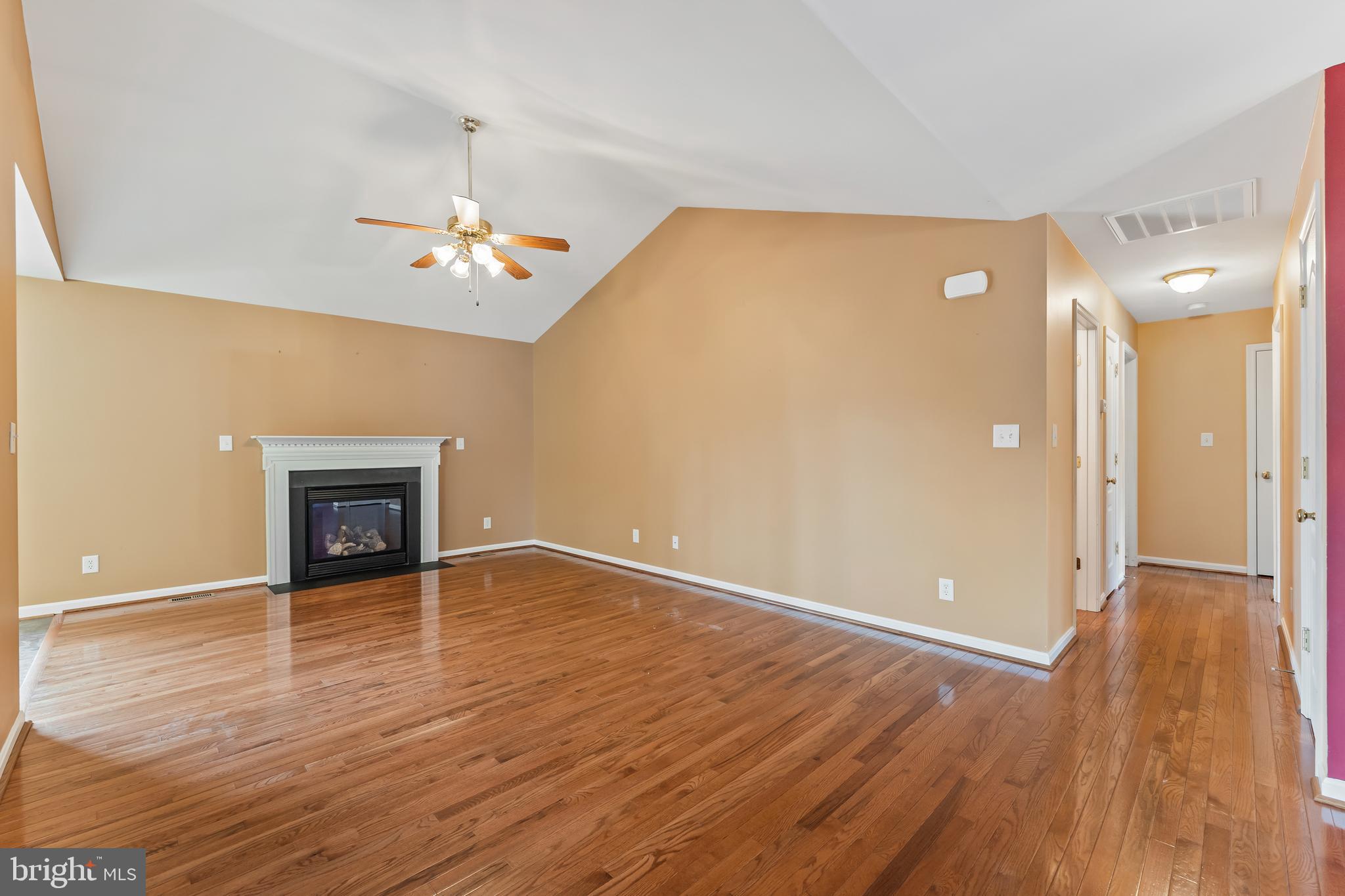 WENDOVER SQUARE - Residential