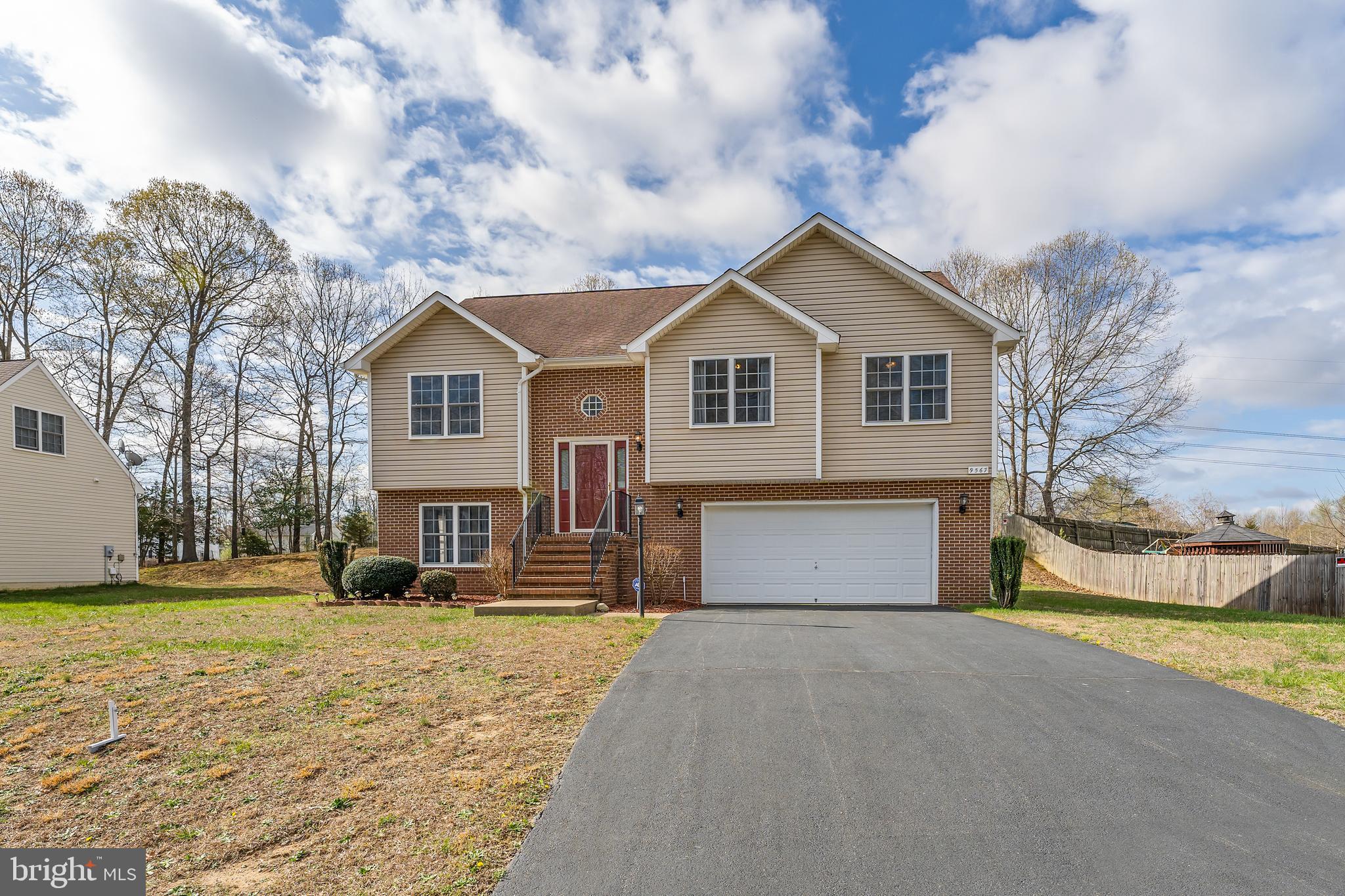 WENDOVER SQUARE - Residential