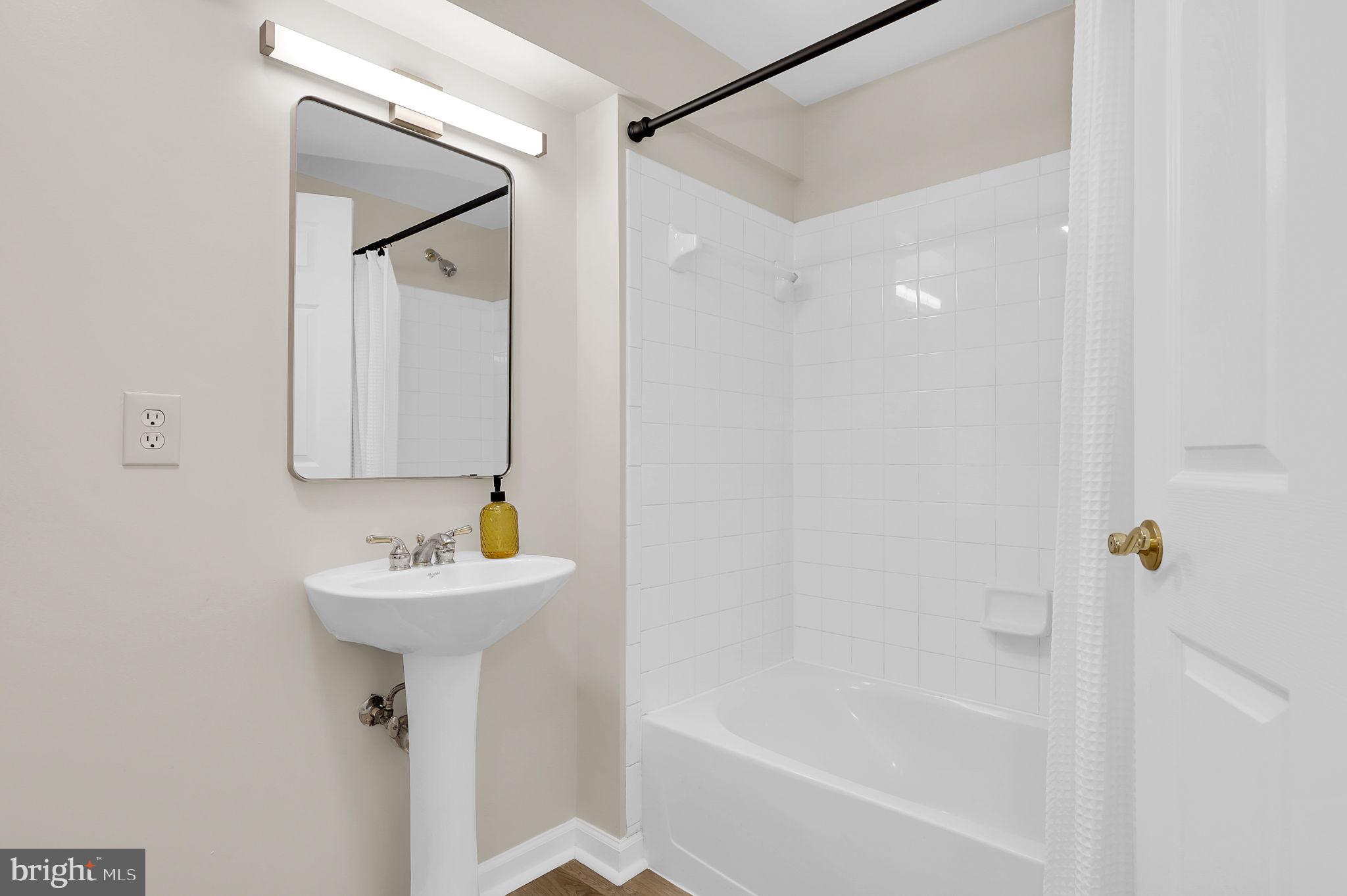 VILLAGES OF URBANA - Residential