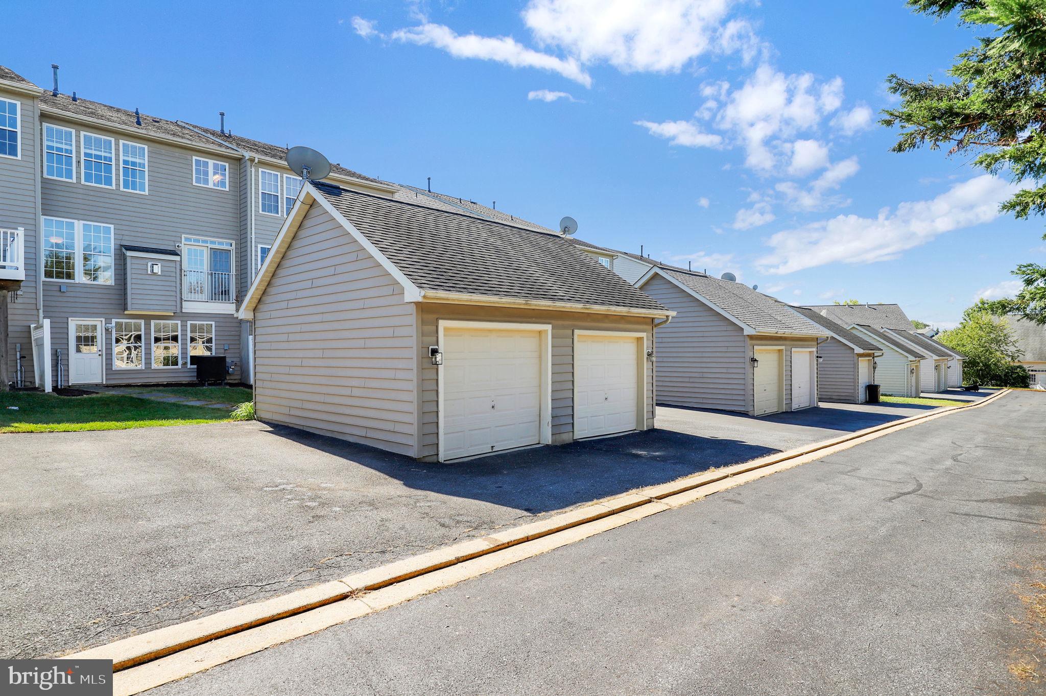 VILLAGES OF URBANA - Residential