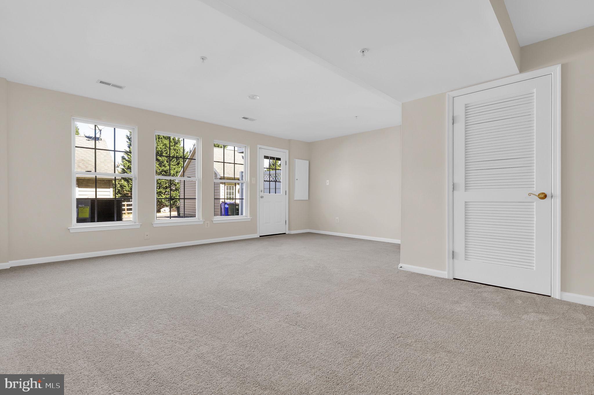 VILLAGES OF URBANA - Residential