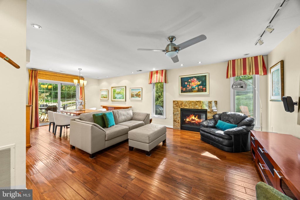 Photo of 2567 Forest Knl Street, ANNAPOLIS, MD 21401 (MLS # MDAA2157244)
