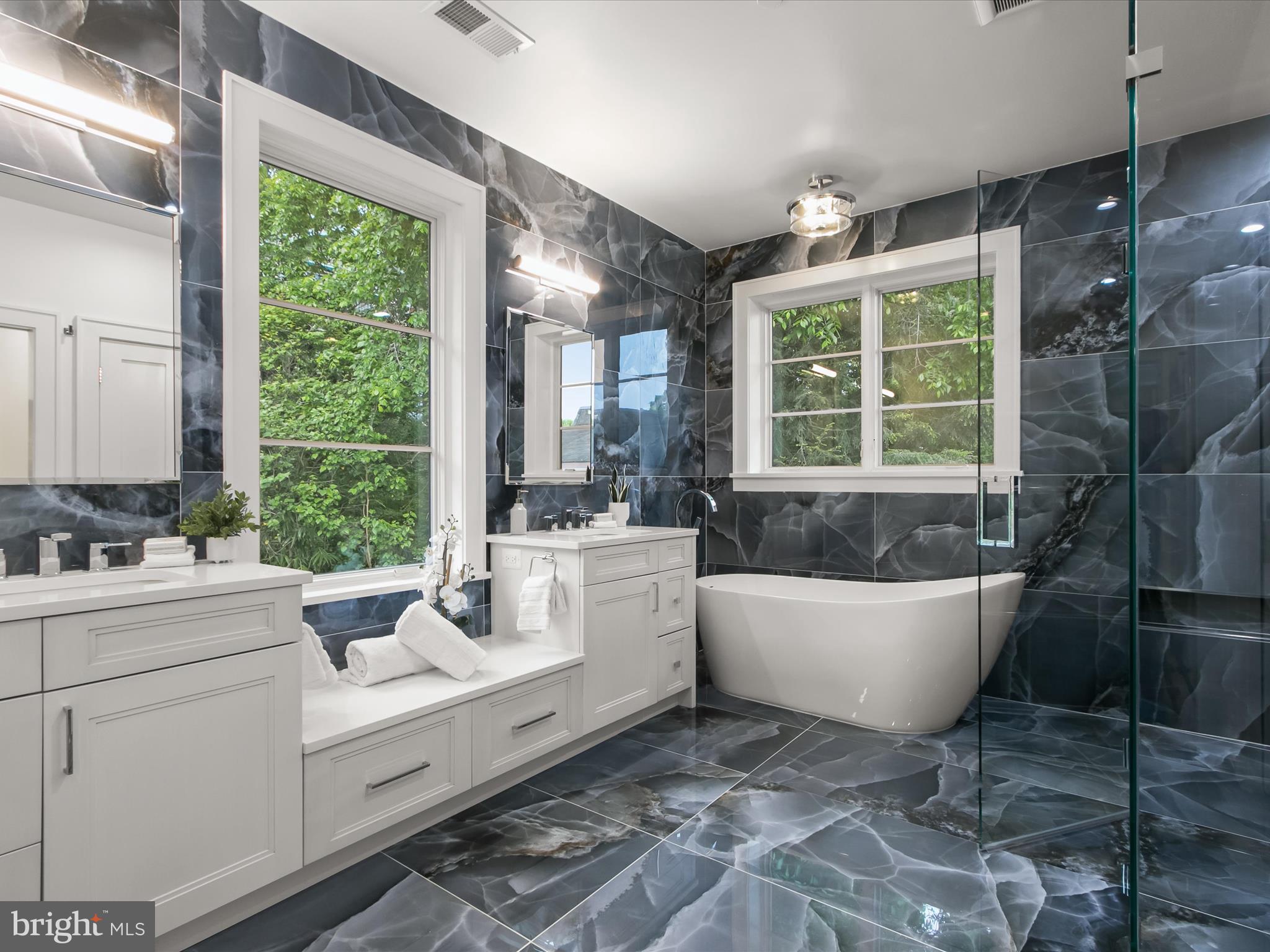 FAIRWAY HILLS - Residential