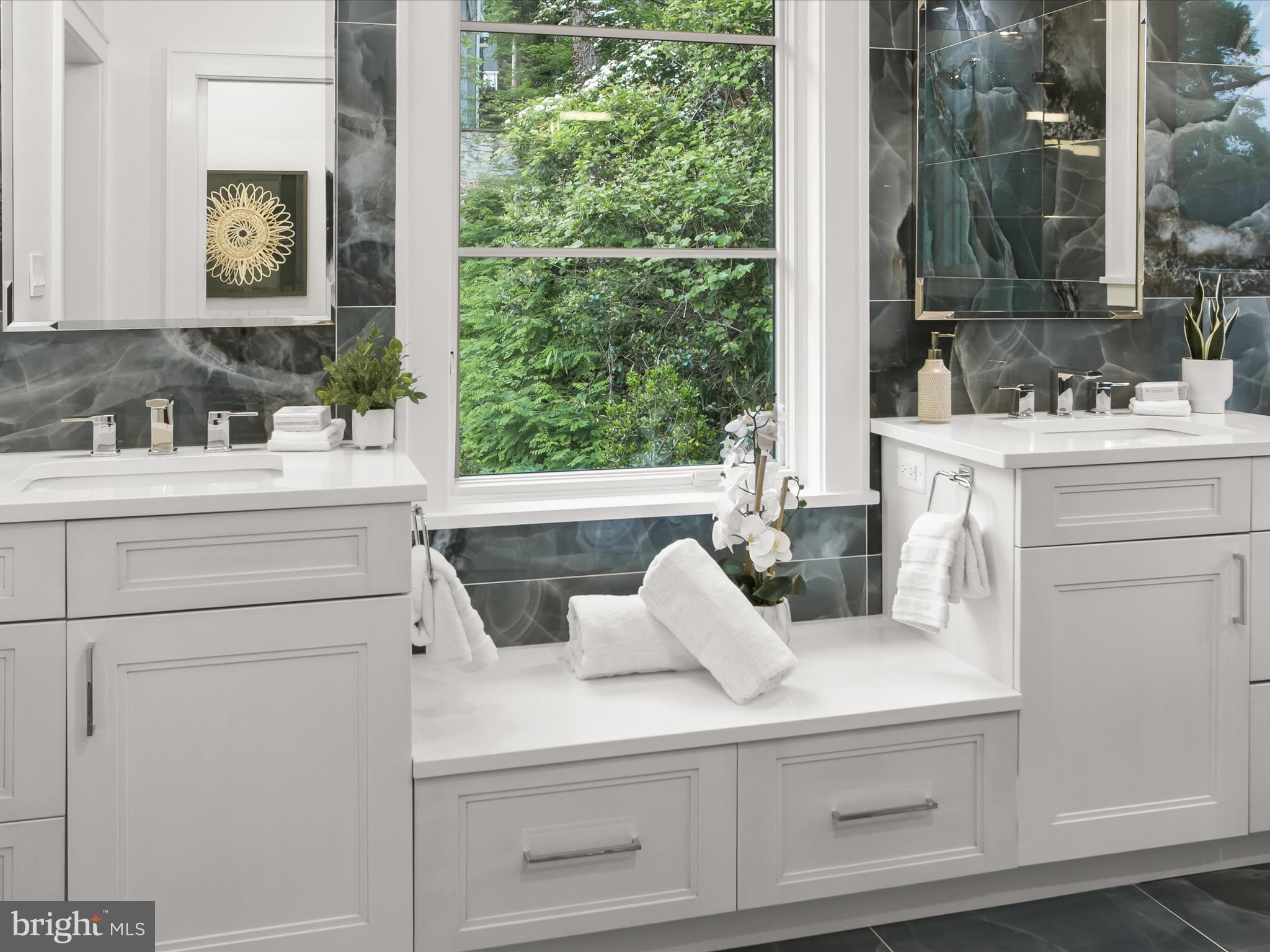 FAIRWAY HILLS - Residential