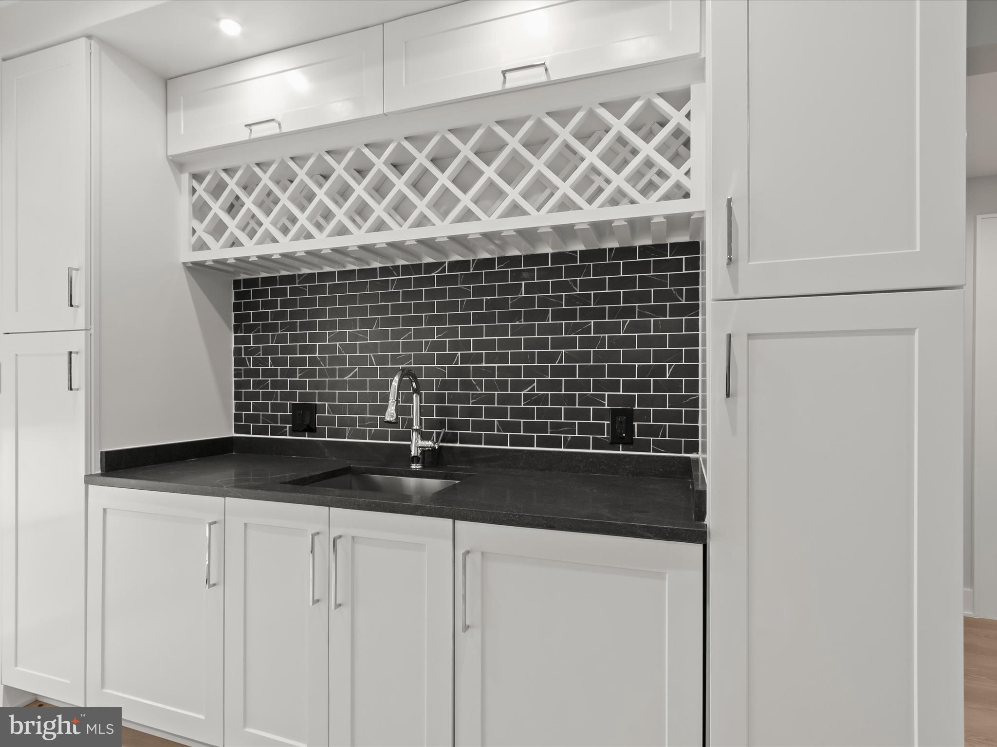 FAIRWAY HILLS - Residential