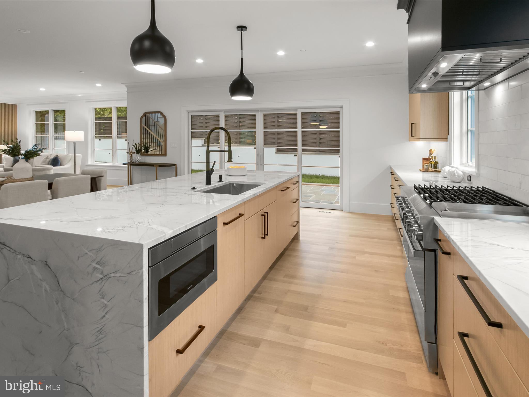 FAIRWAY HILLS - Residential