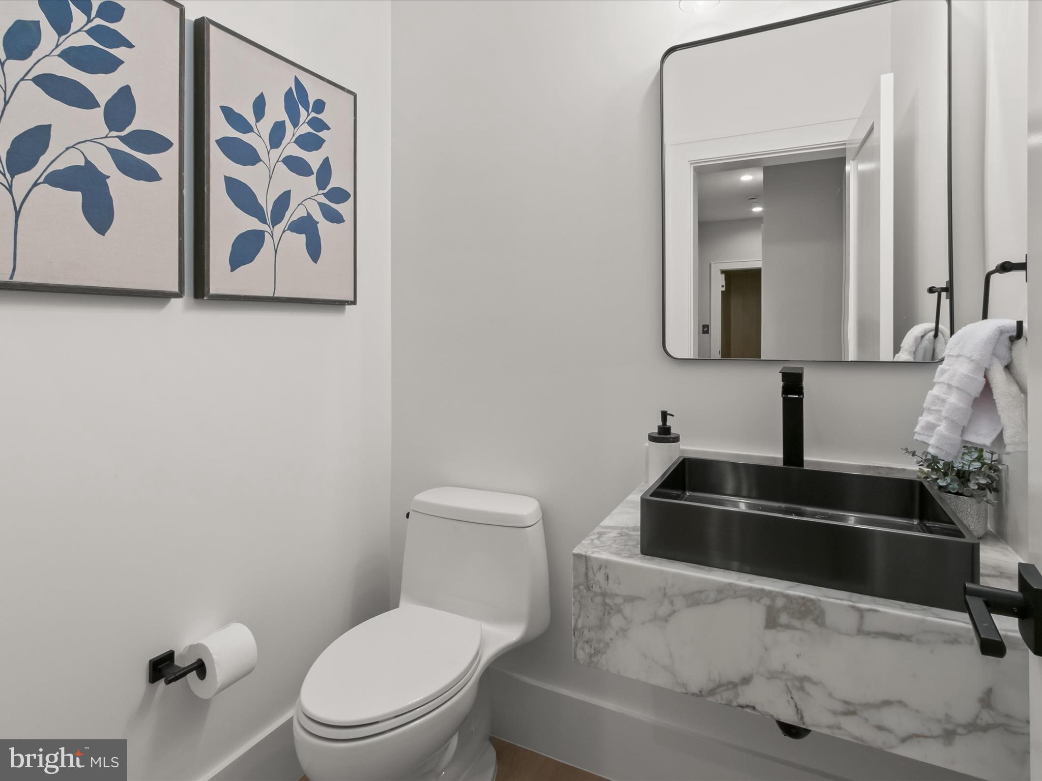 FAIRWAY HILLS - Residential