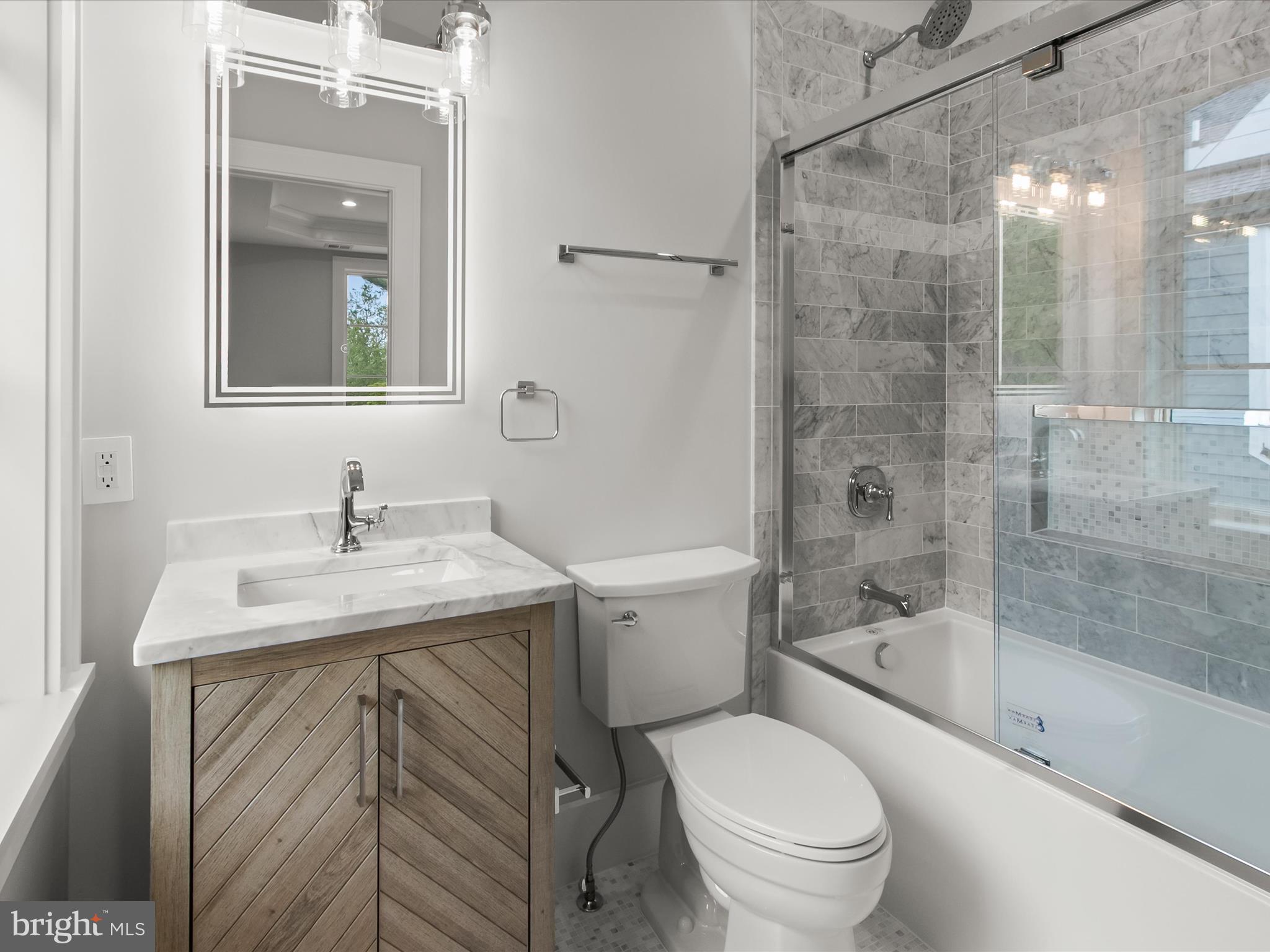 FAIRWAY HILLS - Residential