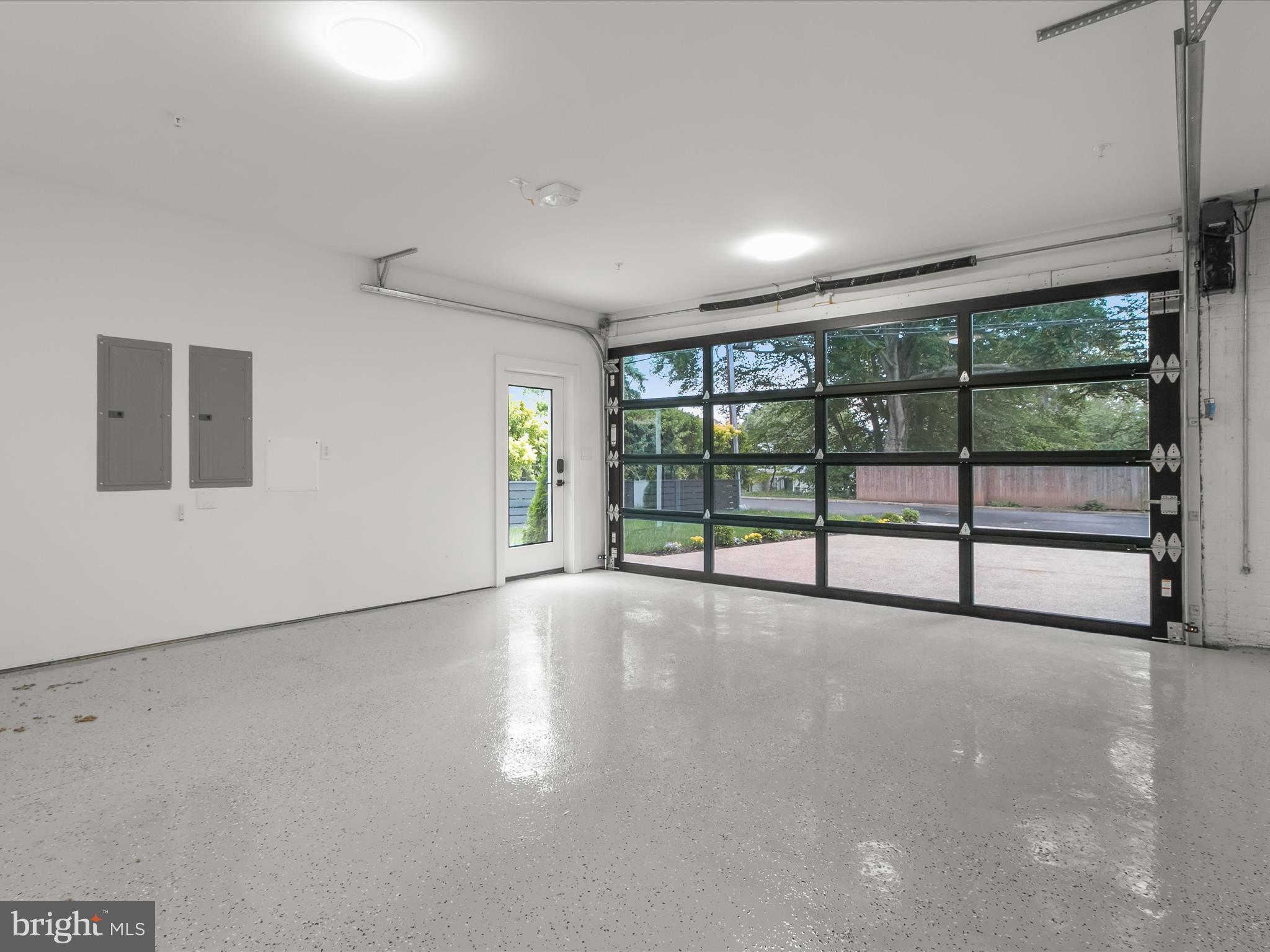 FAIRWAY HILLS - Residential