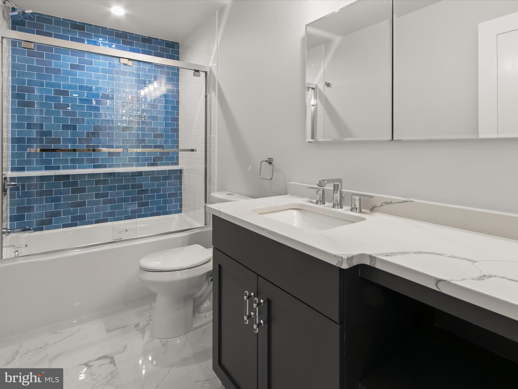 FAIRWAY HILLS - Residential