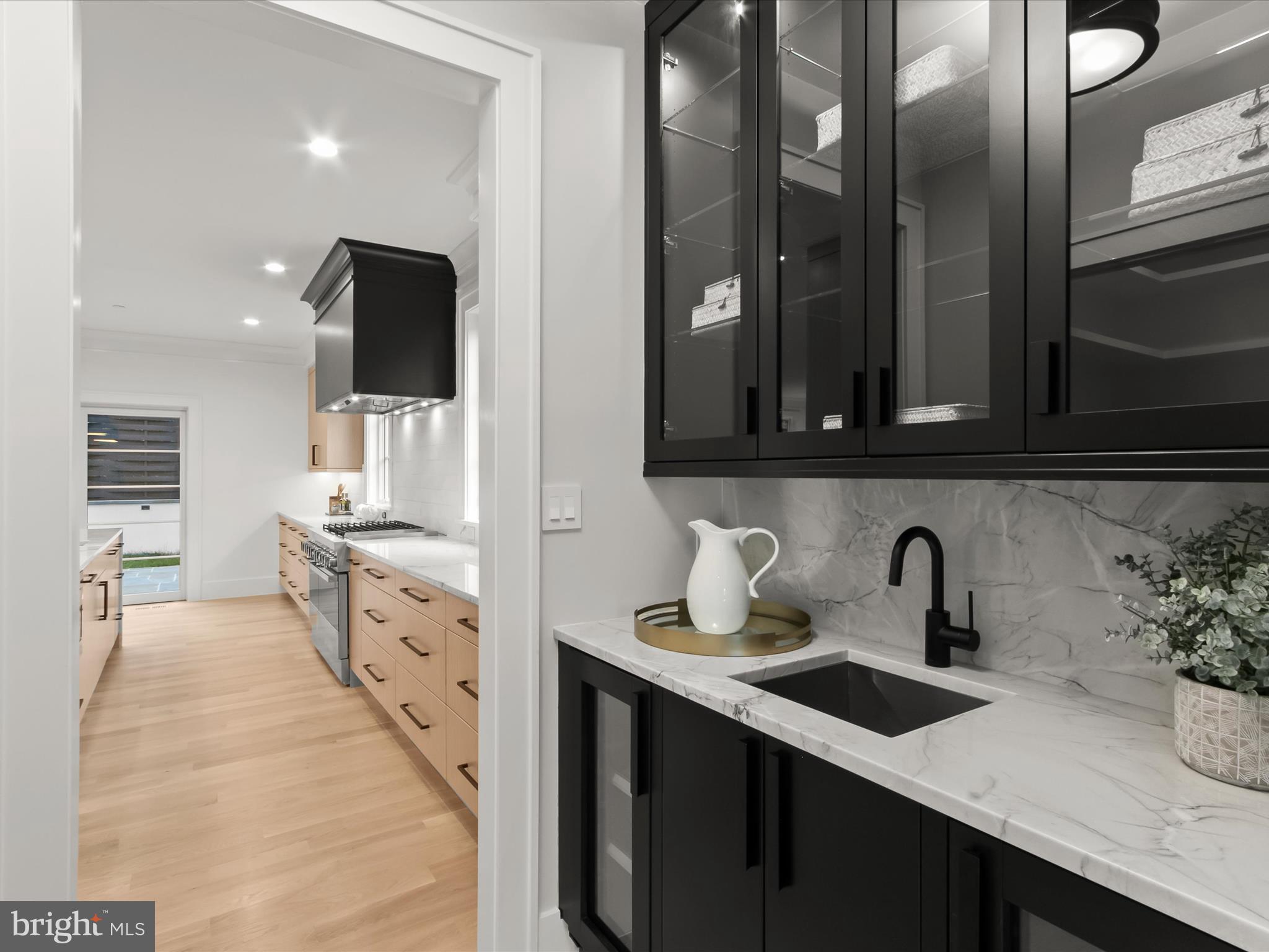 FAIRWAY HILLS - Residential