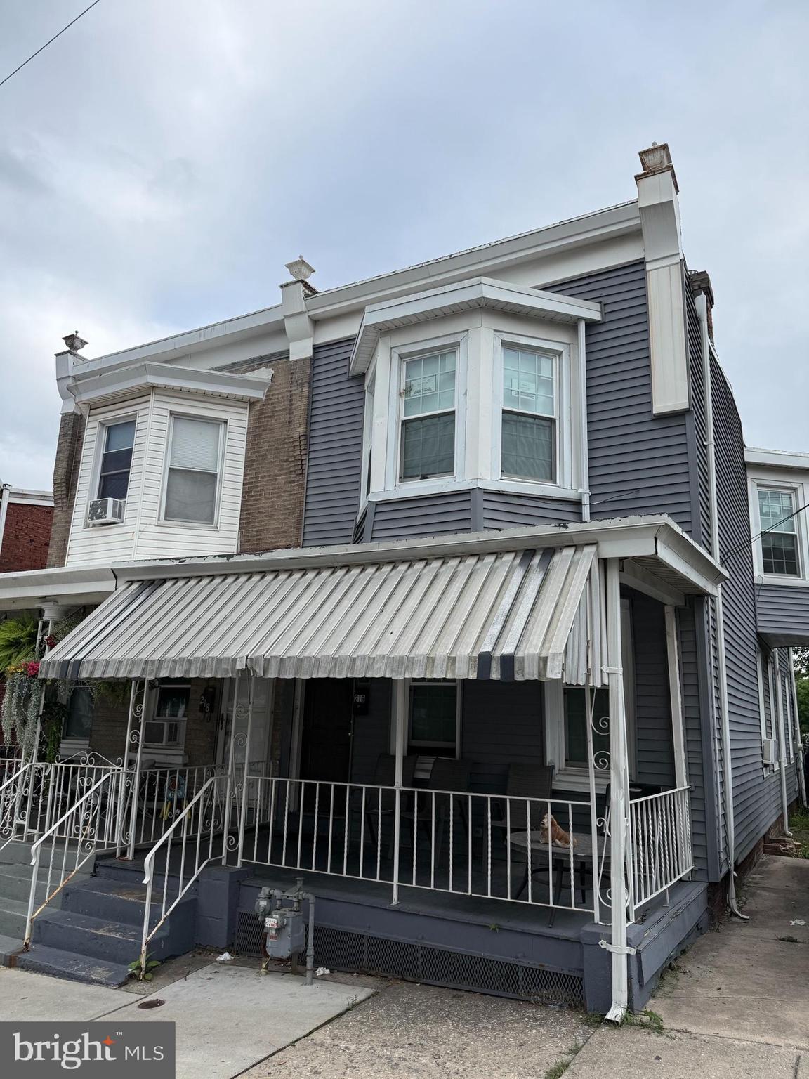 216 E MARSHALL STREET